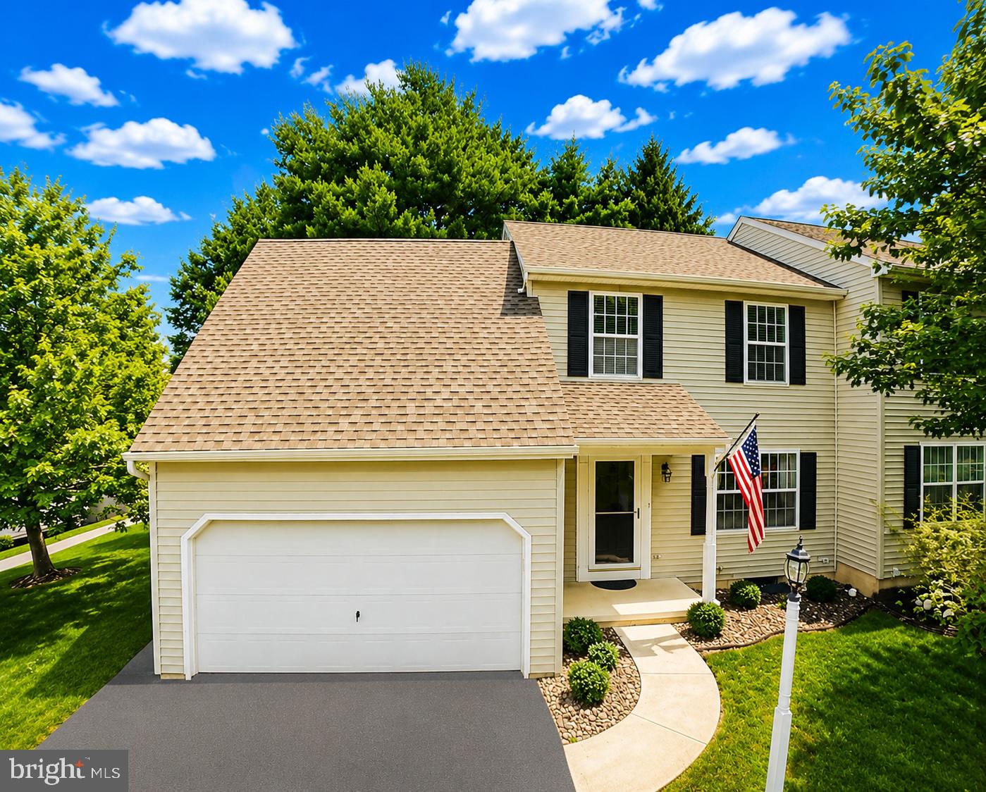 100 MEADOWCROFT DRIVE