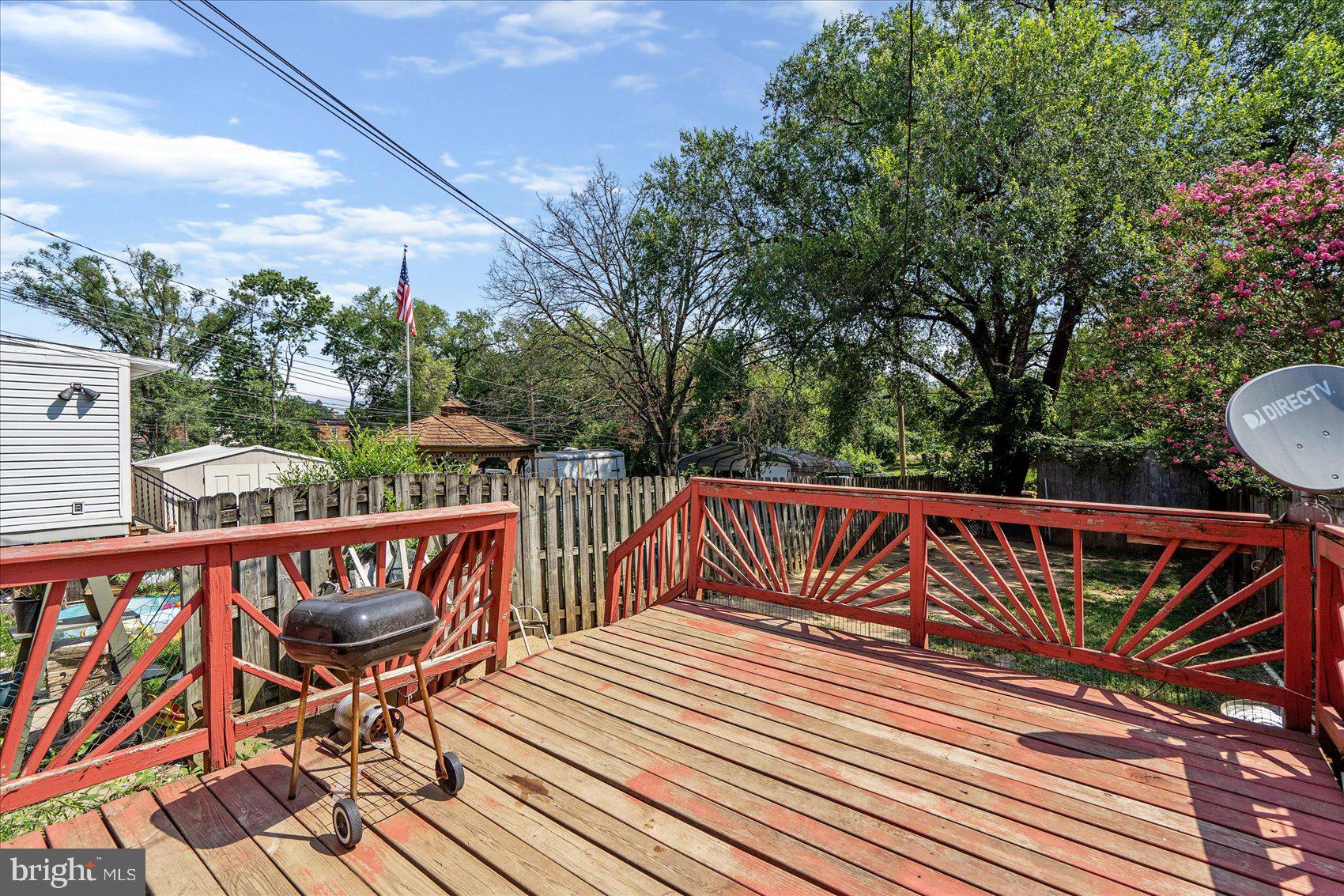 BROOKWOOD - Residential