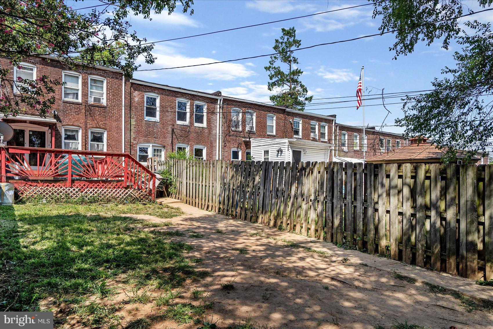 BROOKWOOD - Residential