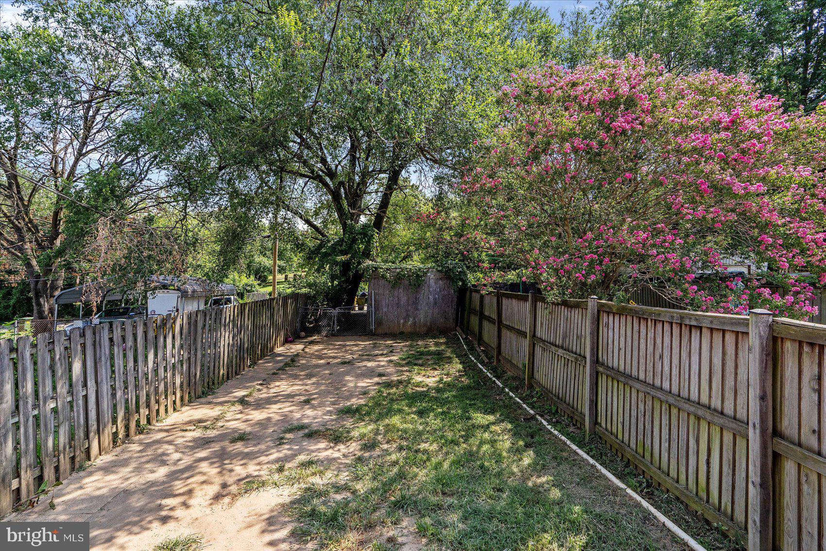 BROOKWOOD - Residential