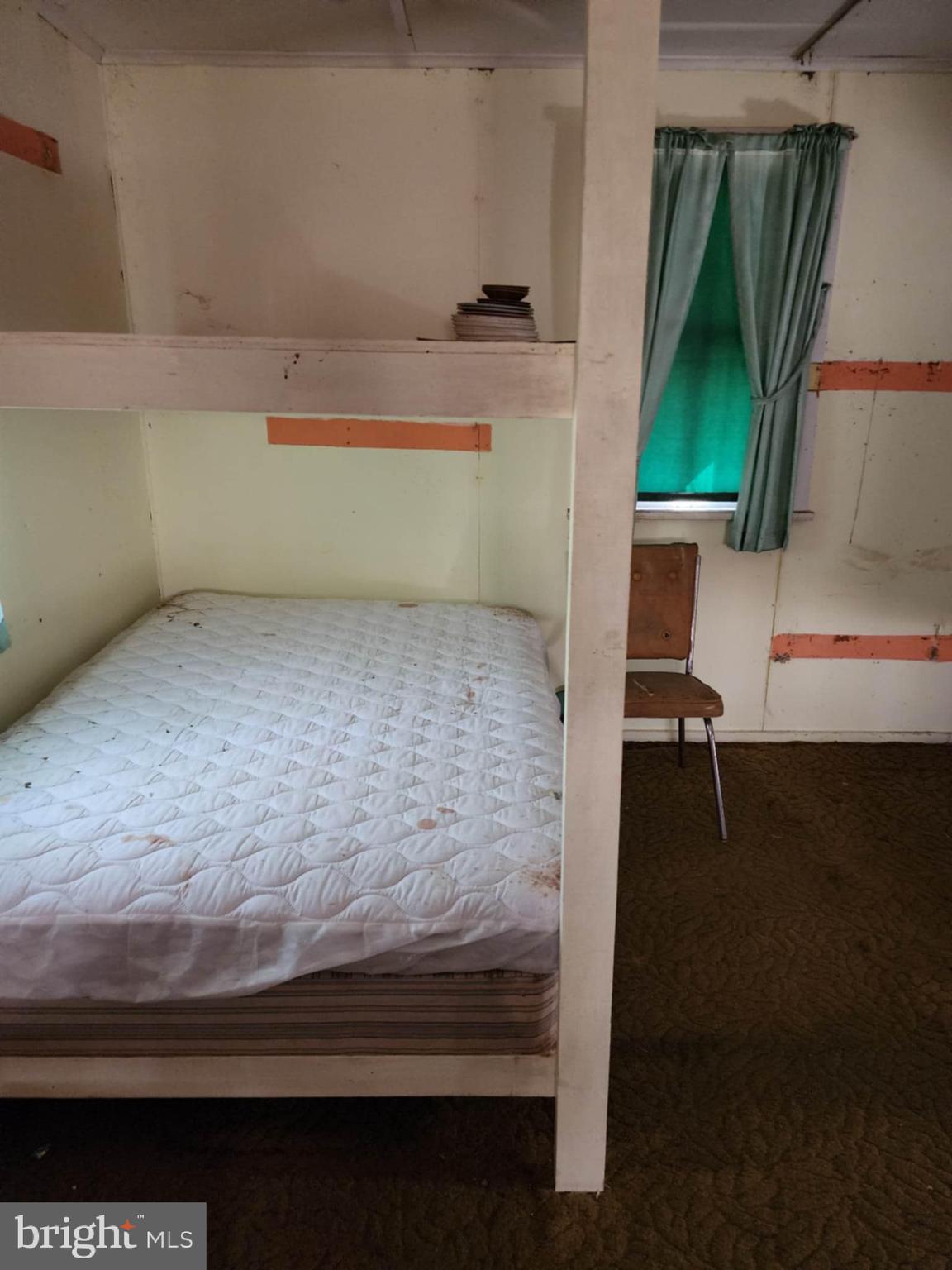 NONE AVAILABLE - Land