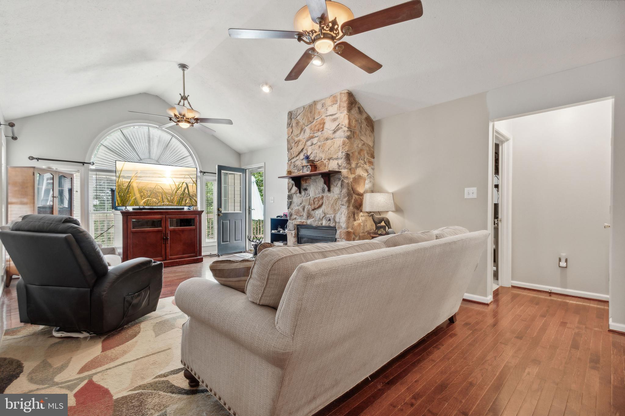 HIGH KNOB - Residential