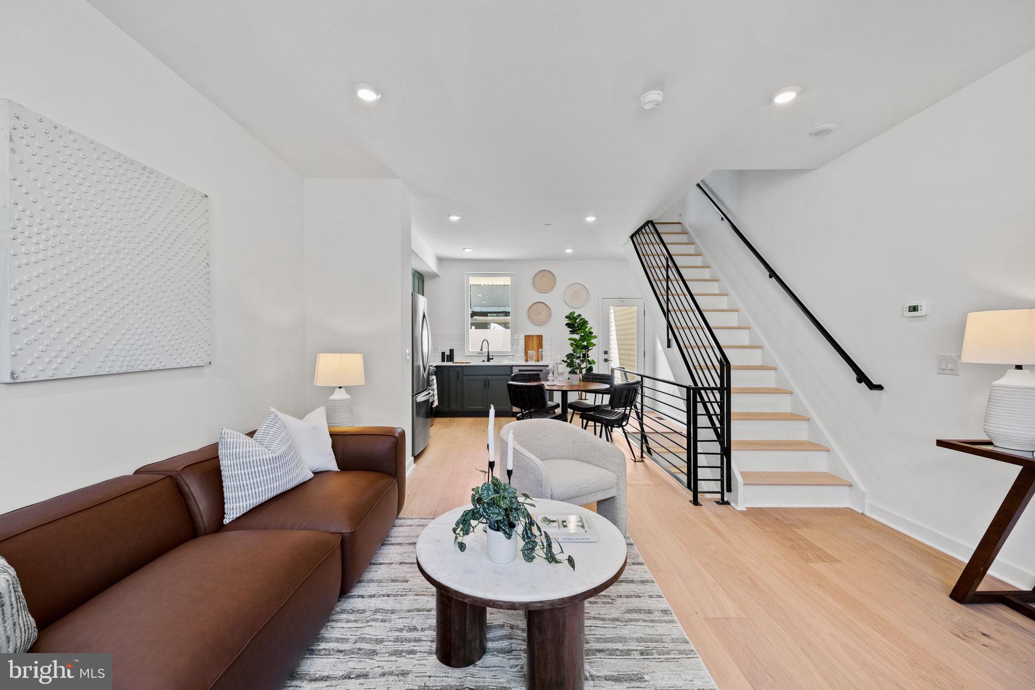 PORT RICHMOND - Residential