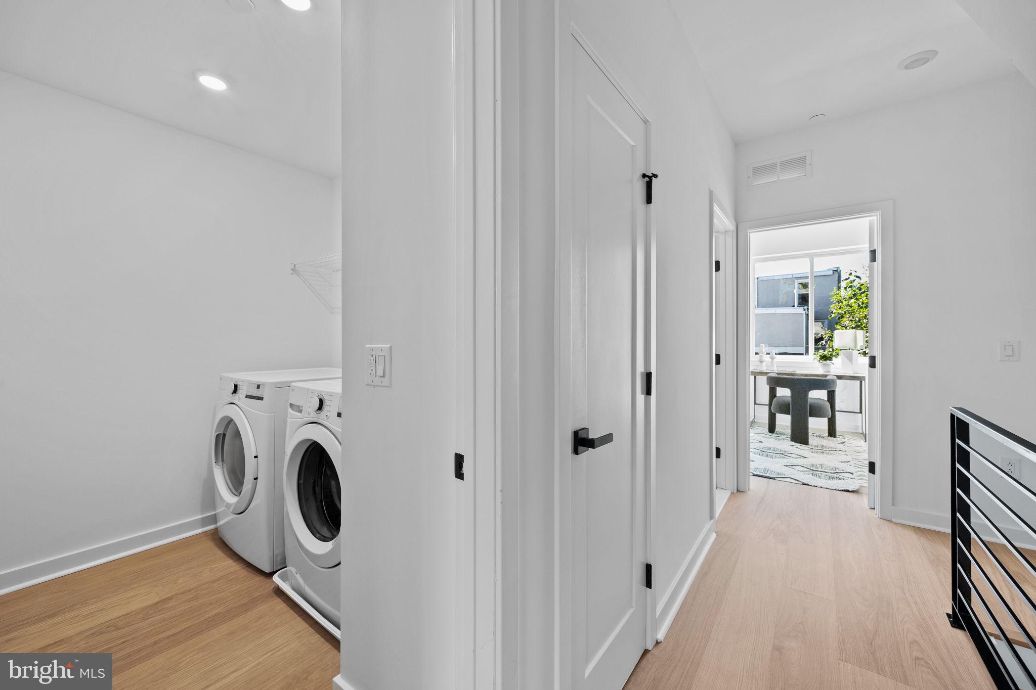 PORT RICHMOND - Residential