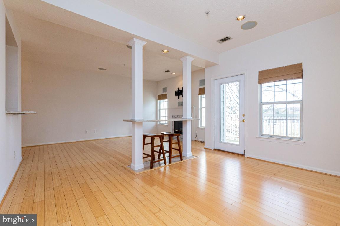 EDGEWATER AT TOWN CENTER - Residential Lease