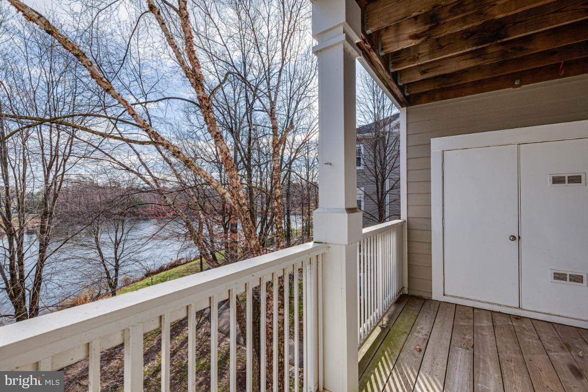 EDGEWATER AT TOWN CENTER - Residential Lease