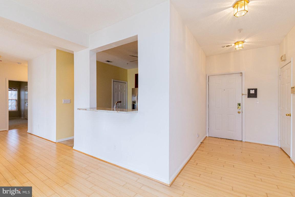 EDGEWATER AT TOWN CENTER - Residential Lease