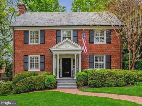 Photo of 5103 DUVALL DR, BETHESDA, MD 20816 (MLS # MDMC2089474)