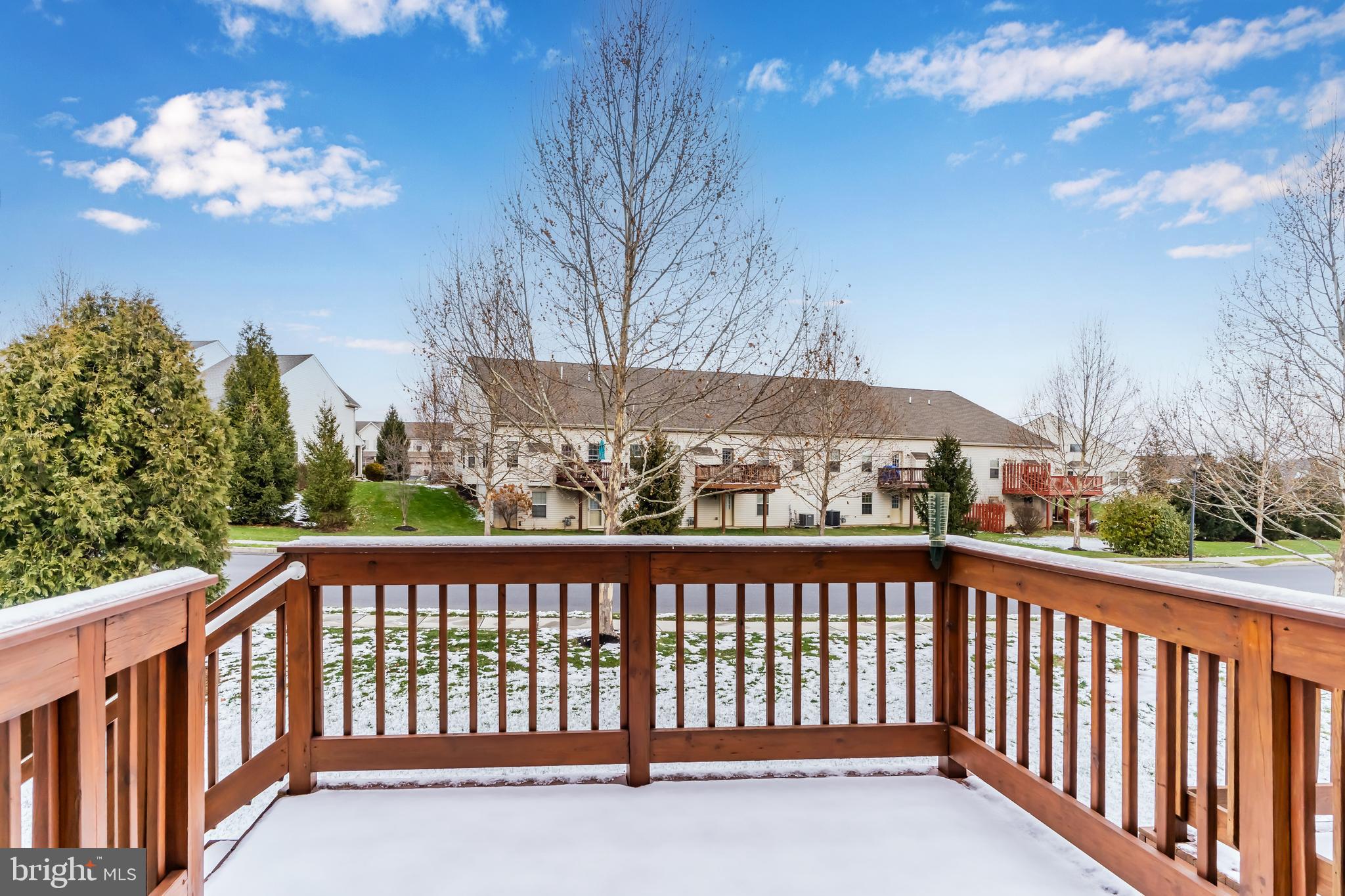 WINDING HILLS - Residential