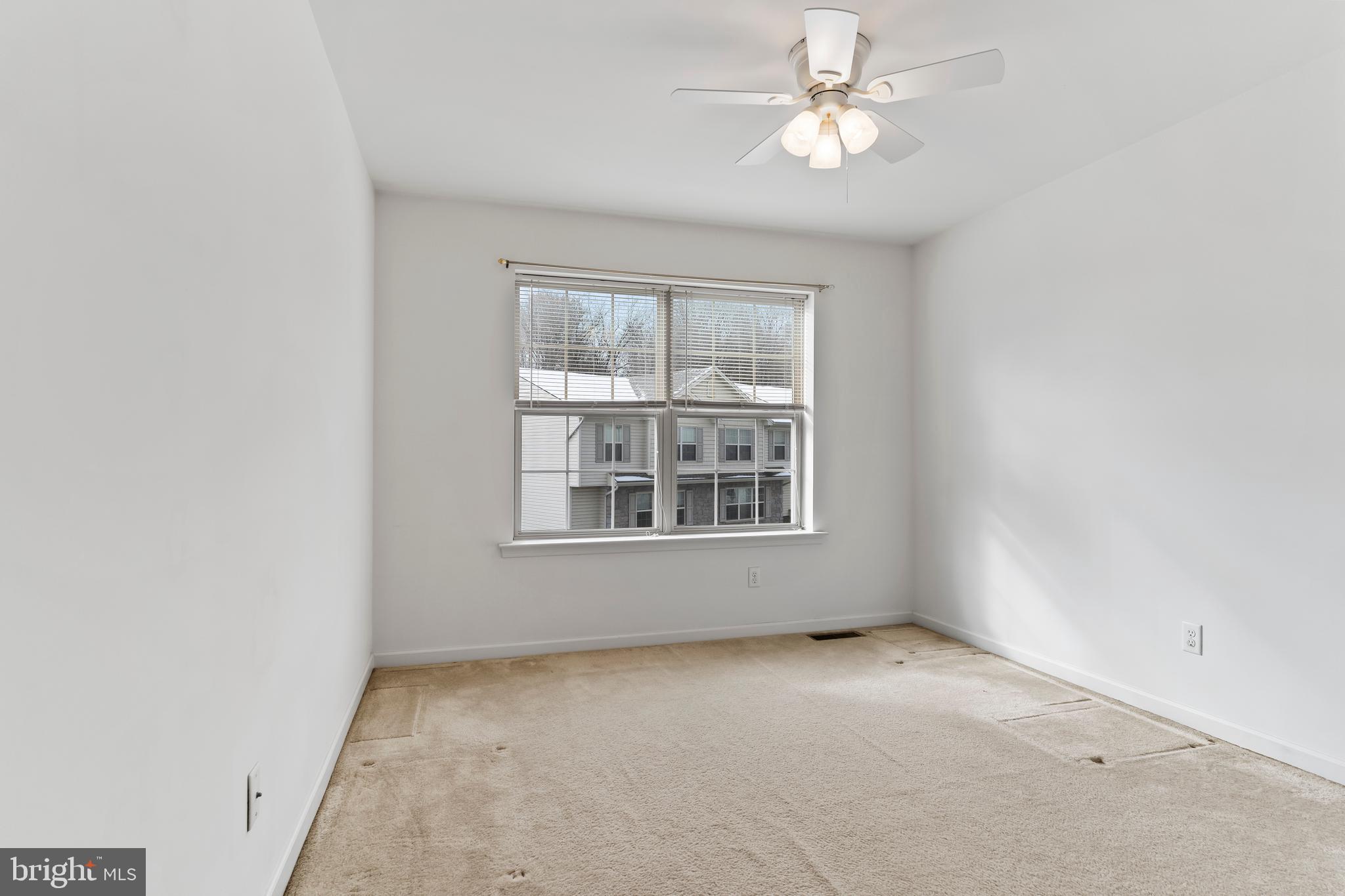 WINDING HILLS - Residential