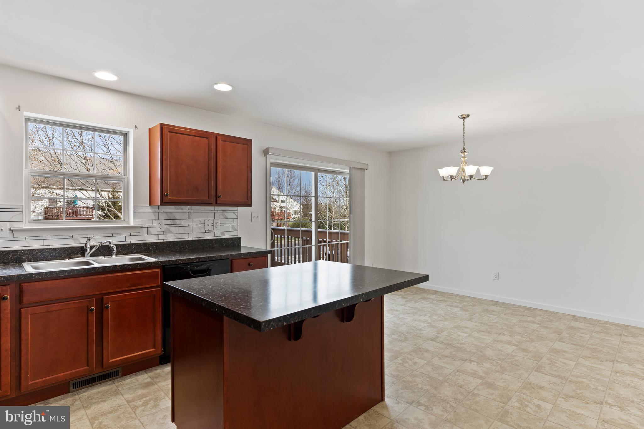 WINDING HILLS - Residential