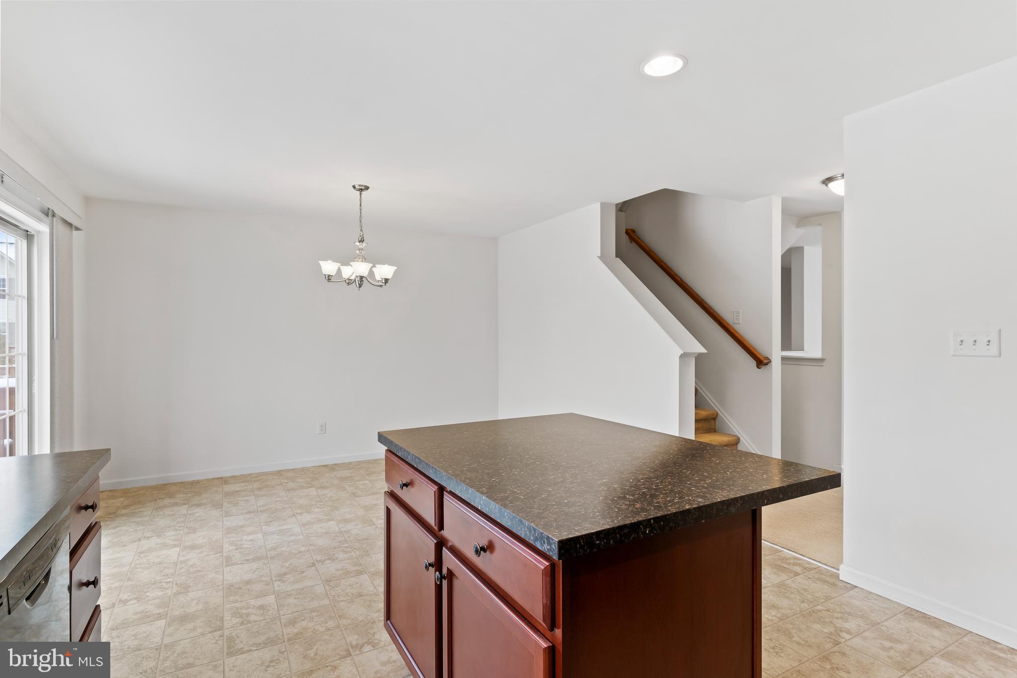 WINDING HILLS - Residential