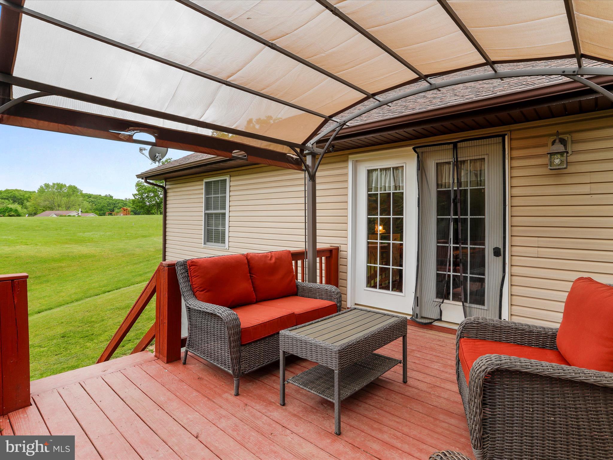 HICKORY CORNER - Residential