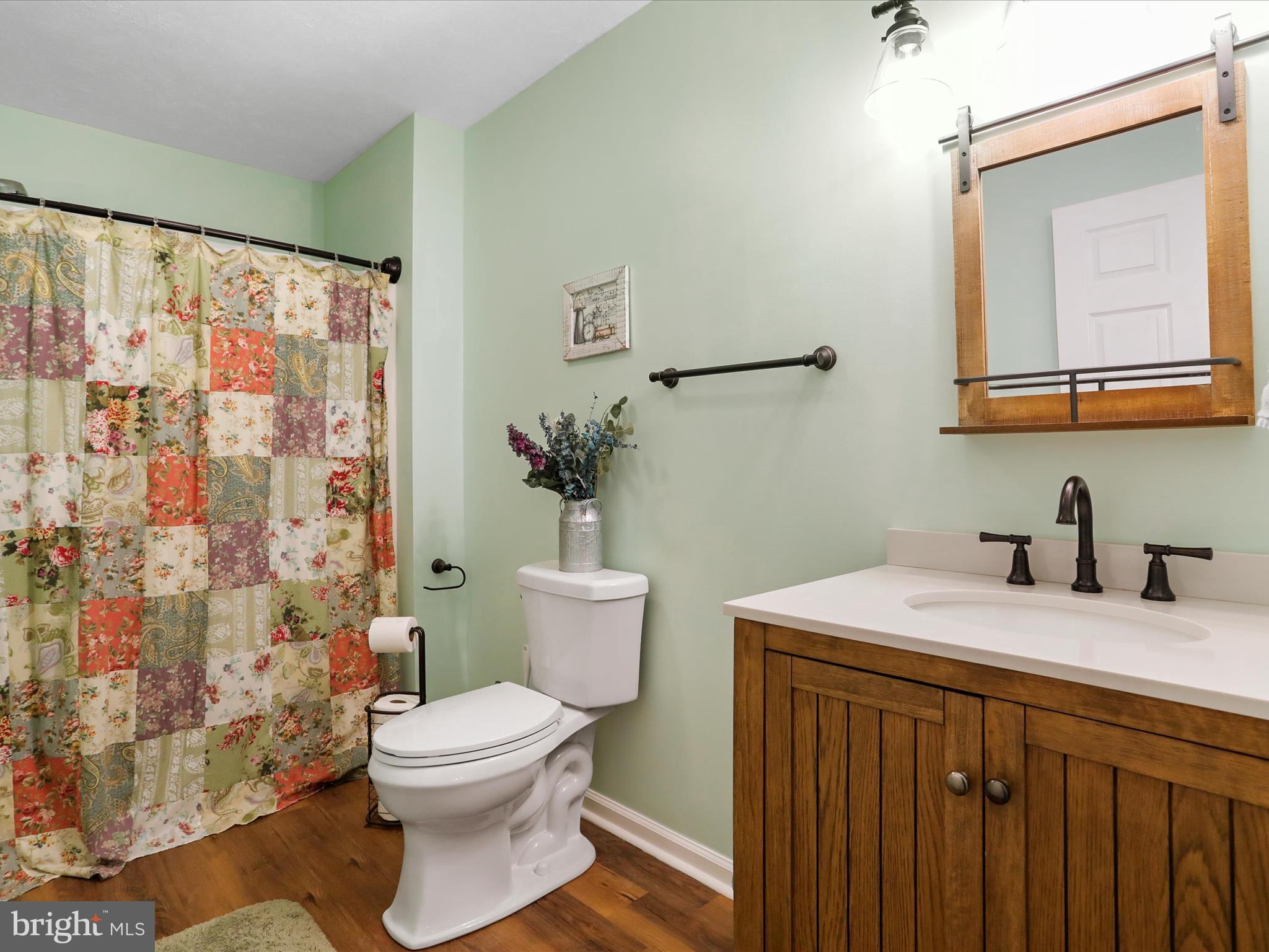 HICKORY CORNER - Residential