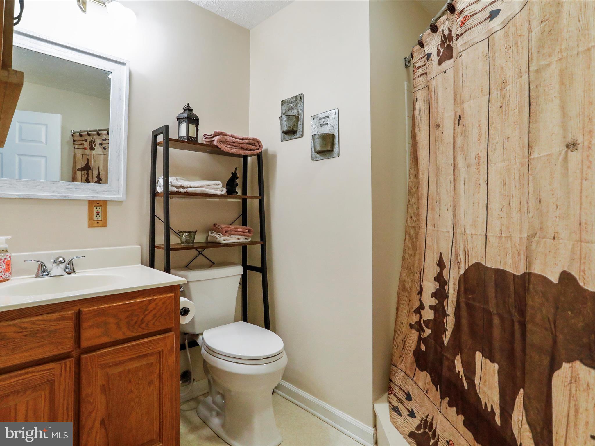 HICKORY CORNER - Residential