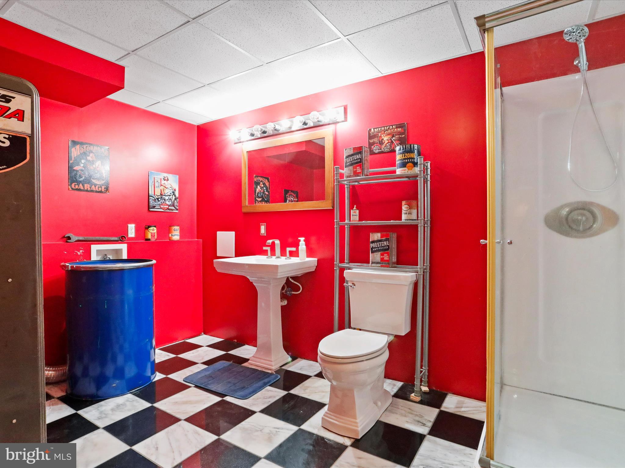 HICKORY CORNER - Residential