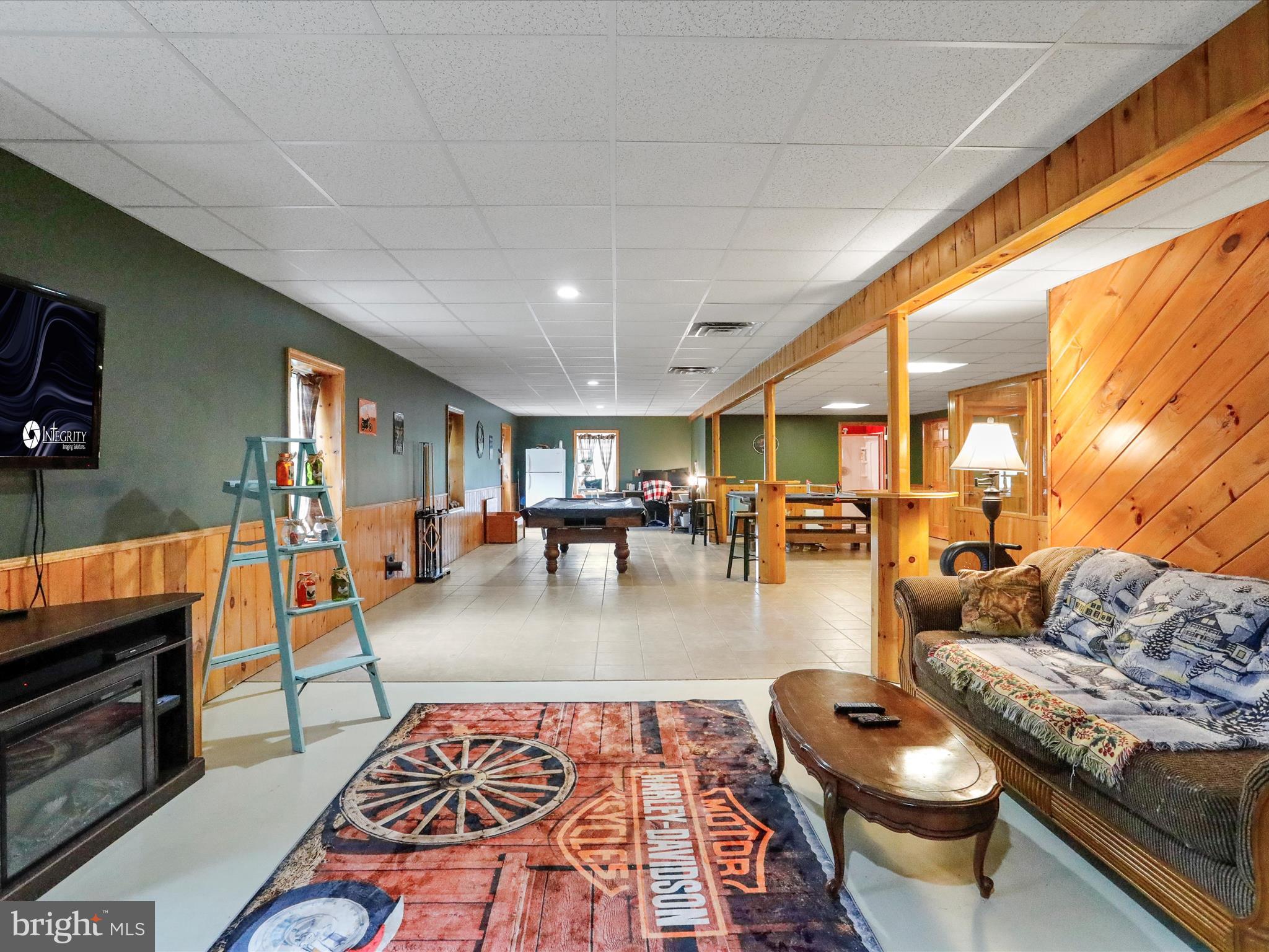 HICKORY CORNER - Residential