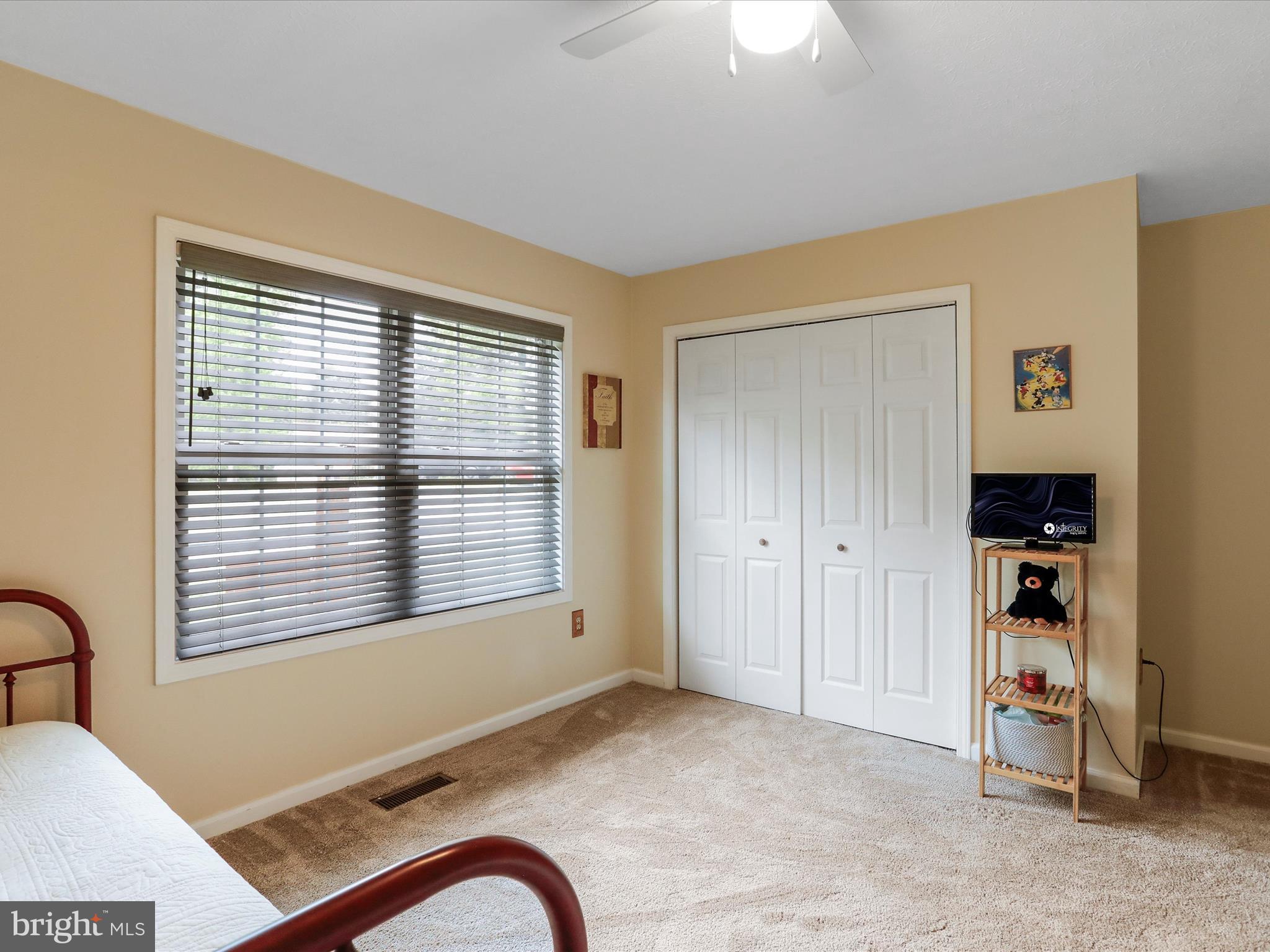 HICKORY CORNER - Residential