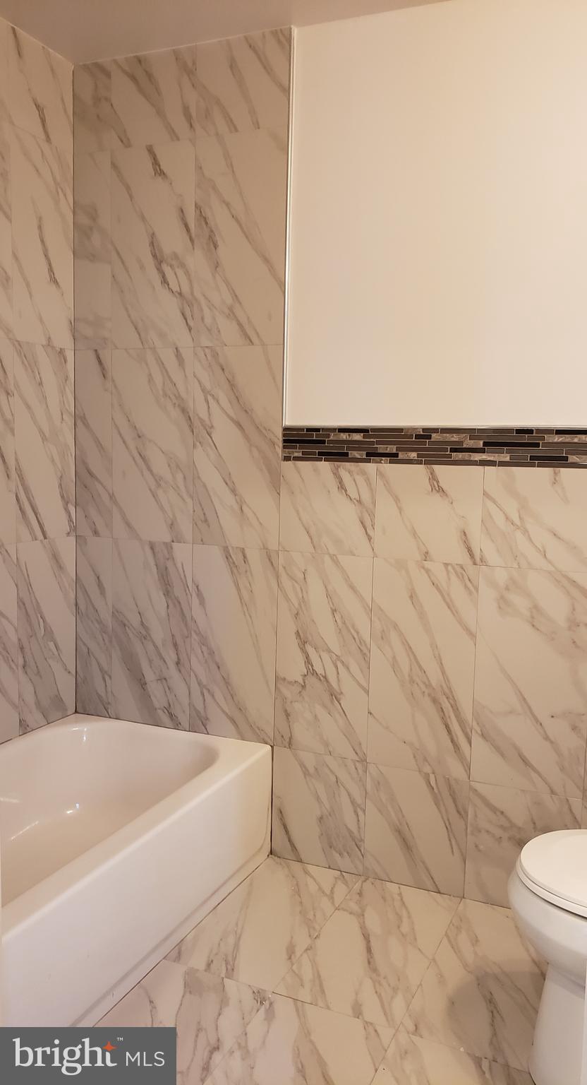 PHILADELPHIA (SOUTHWEST) - Residential Lease