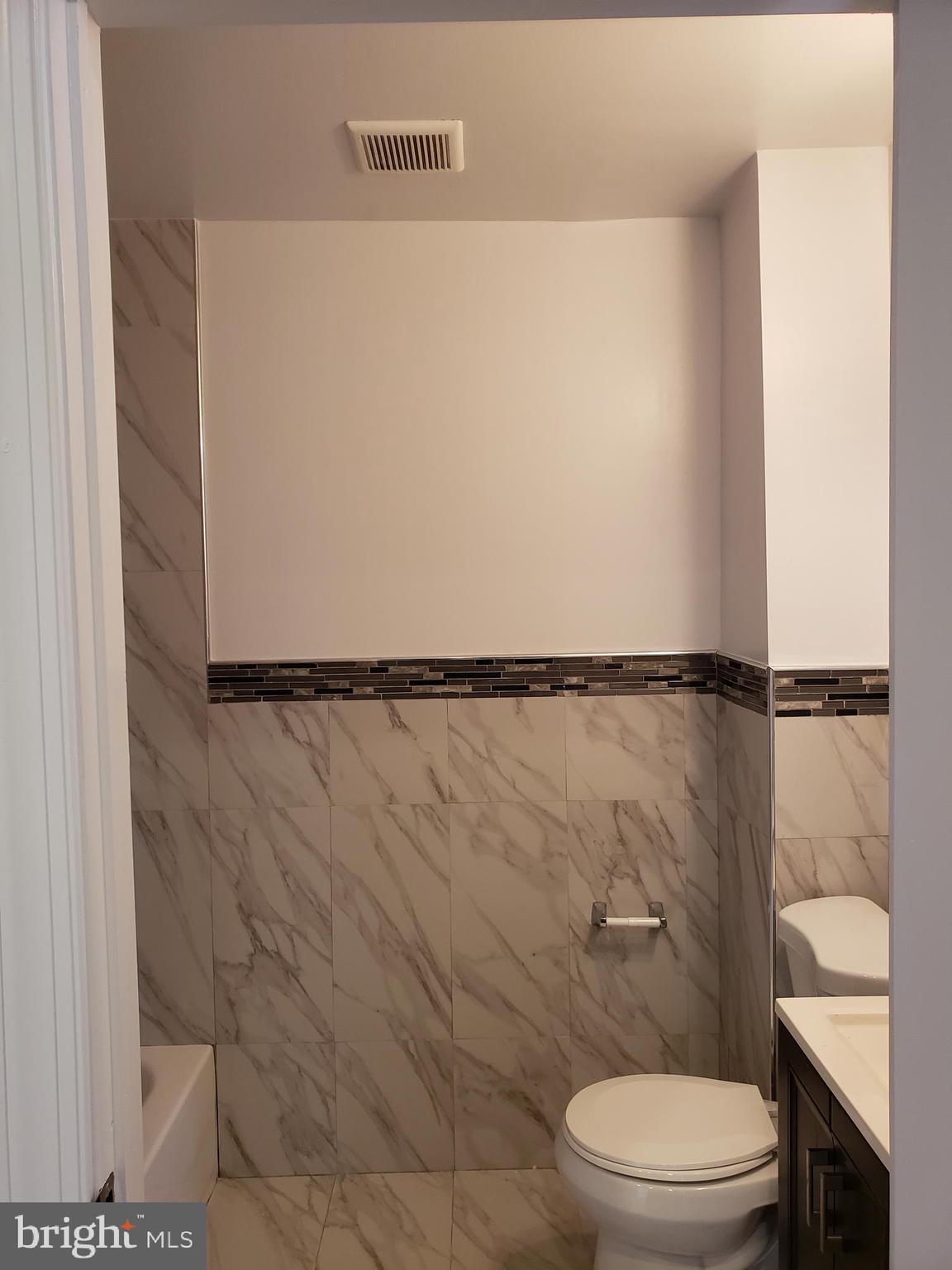 PHILADELPHIA (SOUTHWEST) - Residential Lease