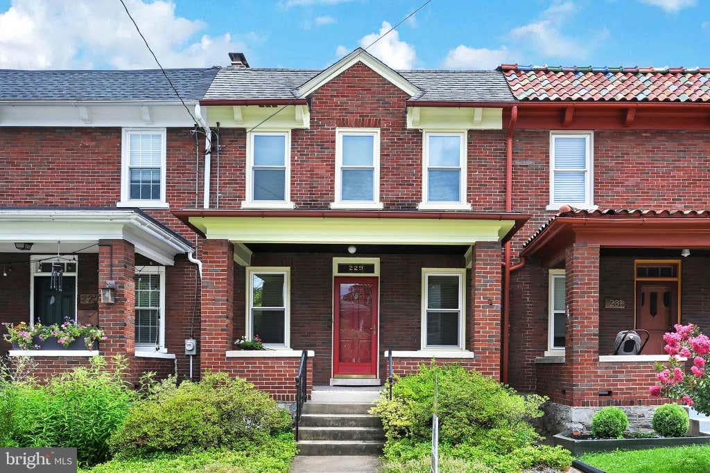 Photo of 229 S West End Avenue, LANCASTER, PA 17603 (MLS # PALA2092520)