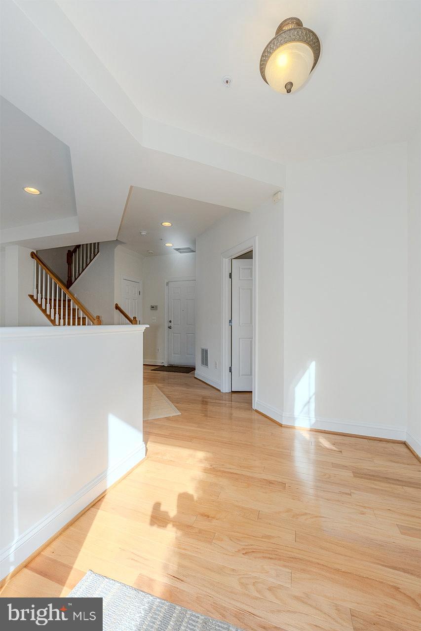 FORTNIGHTLY SQUARE - Residential