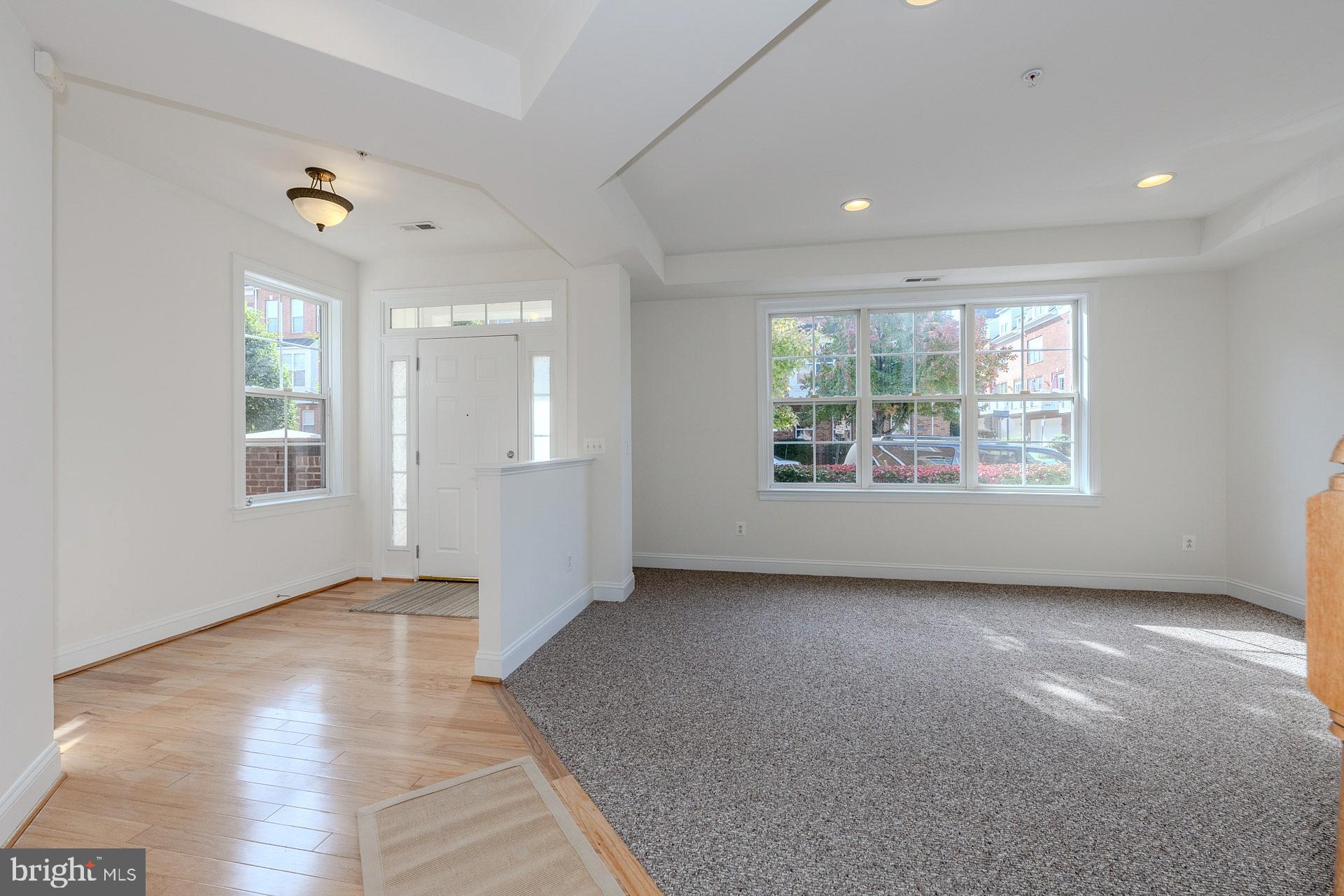 FORTNIGHTLY SQUARE - Residential