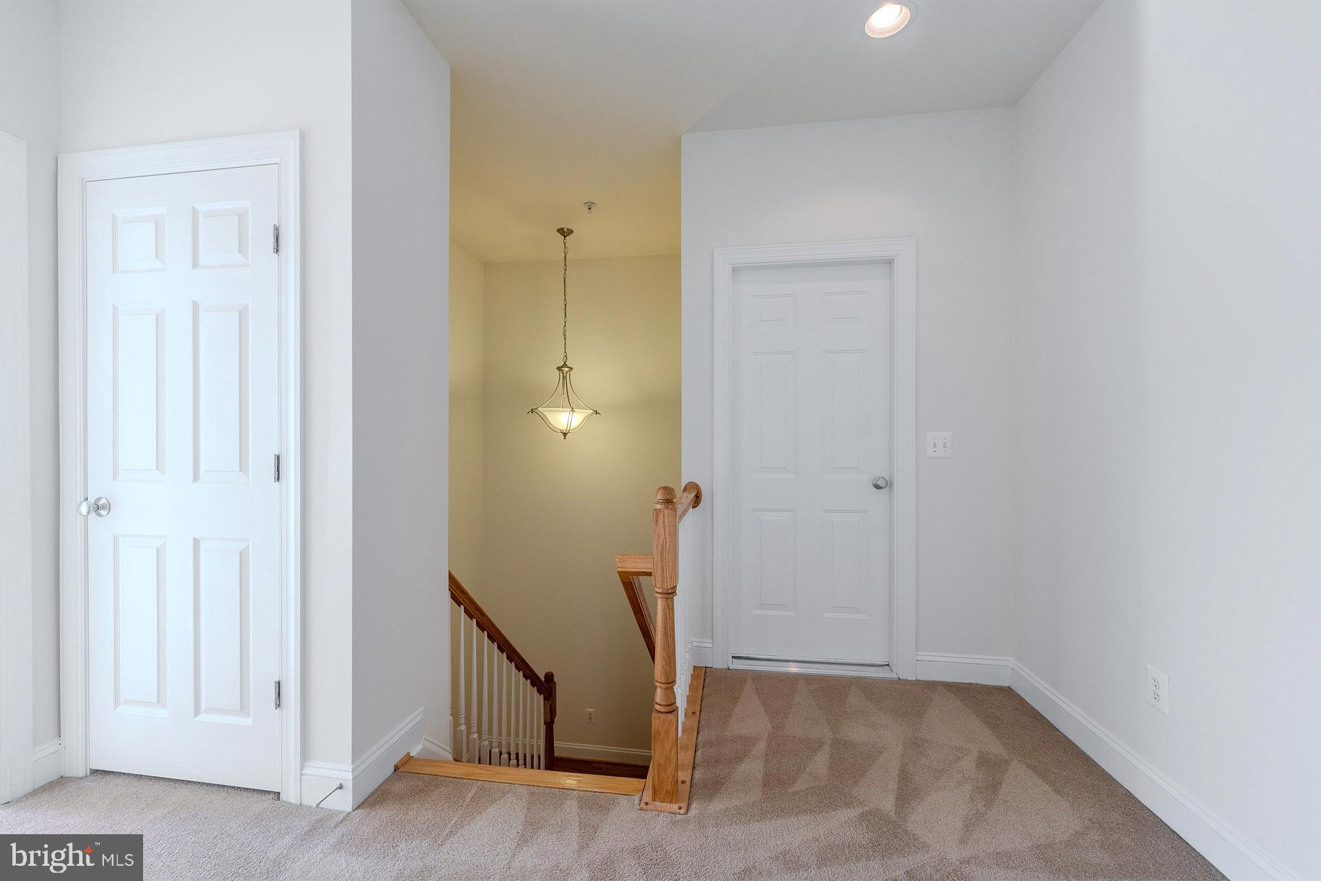 FORTNIGHTLY SQUARE - Residential