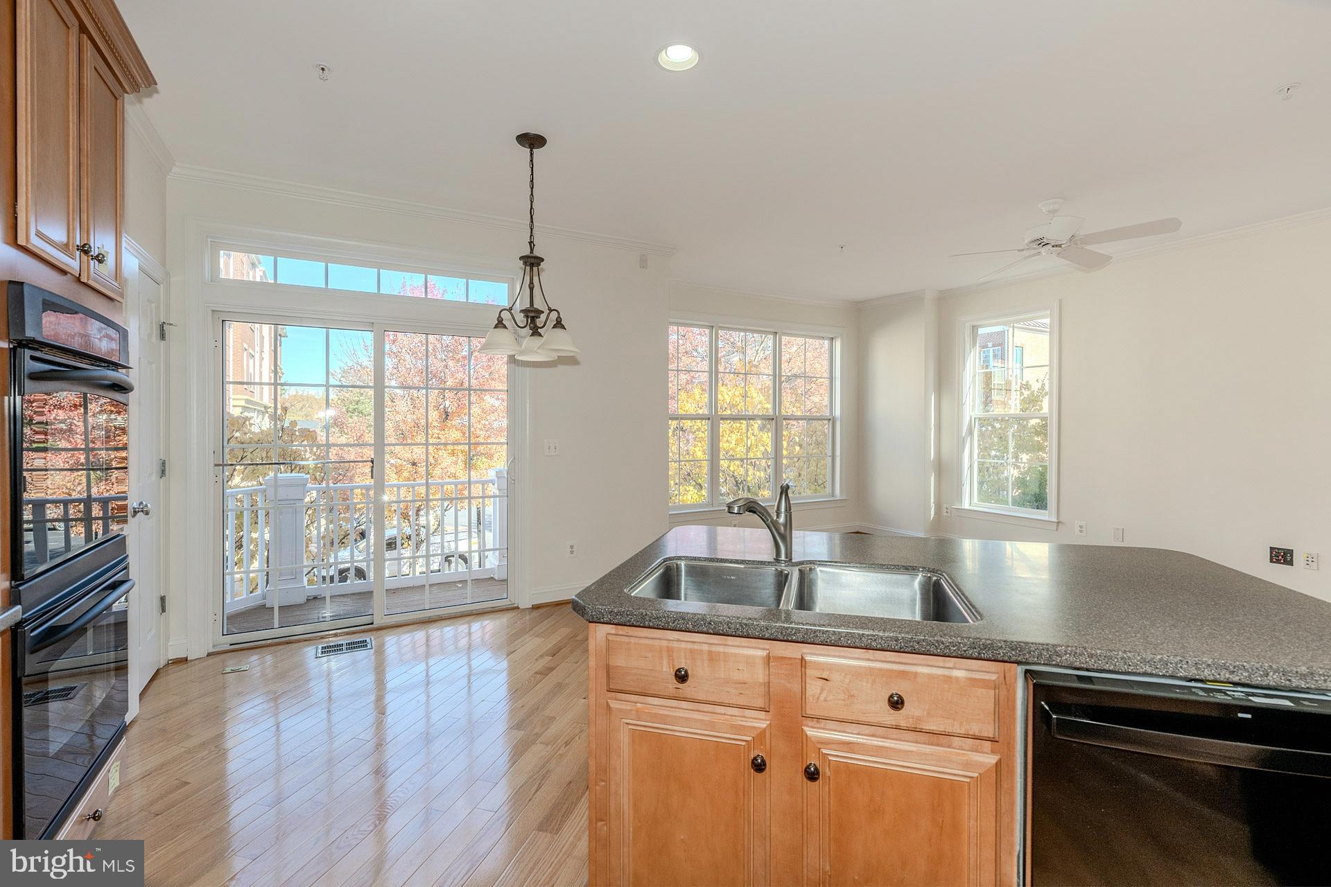 FORTNIGHTLY SQUARE - Residential