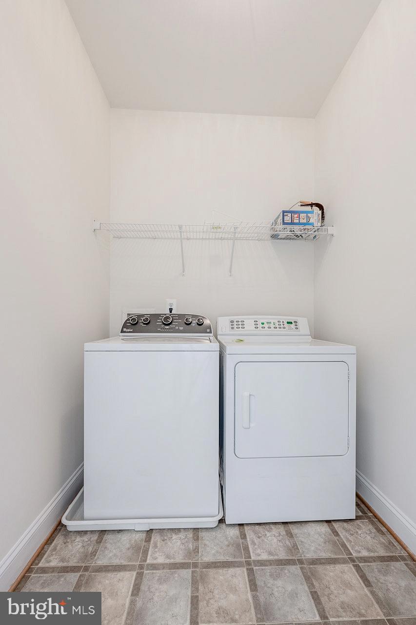 FORTNIGHTLY SQUARE - Residential