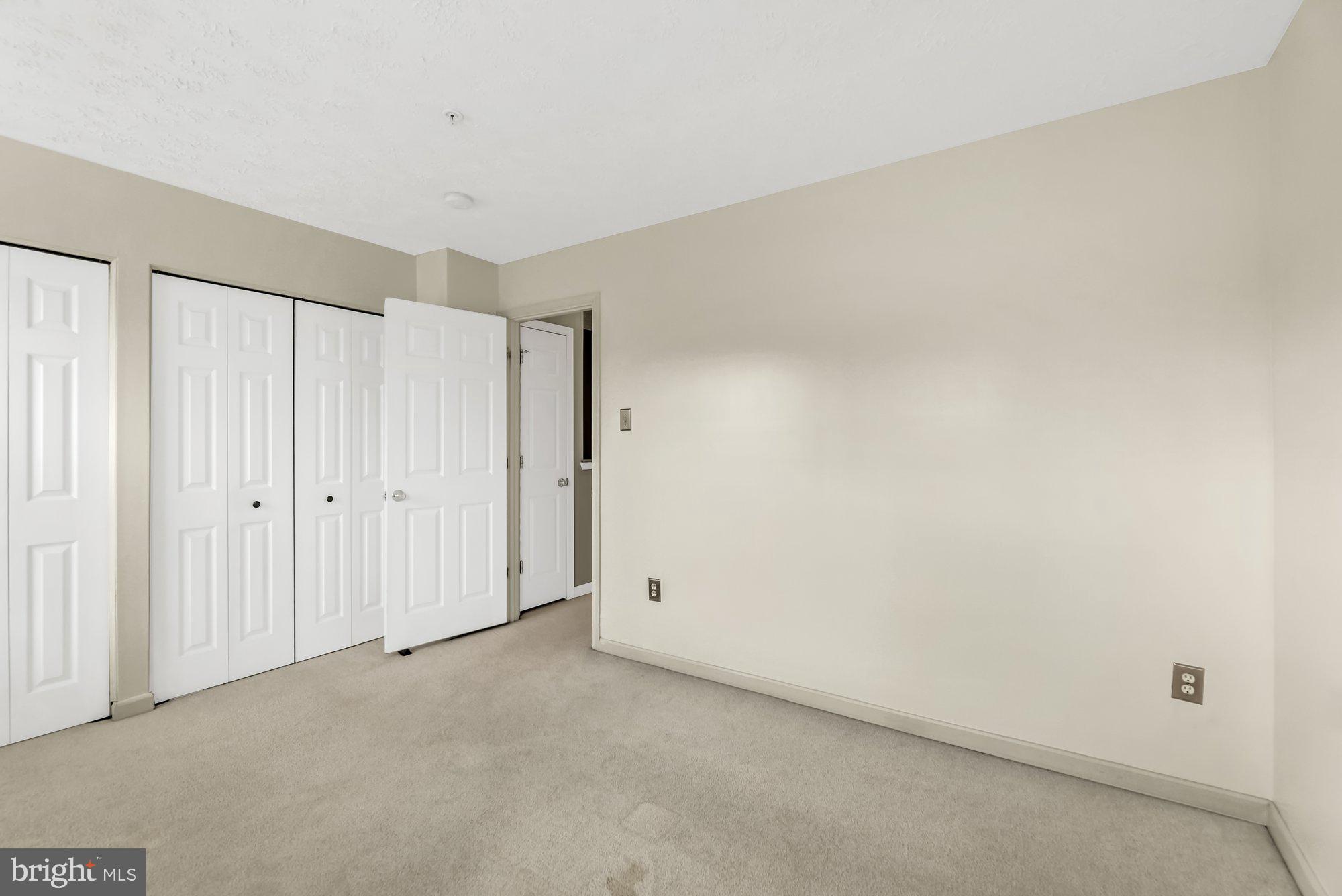 HARFORD TOWN - Residential