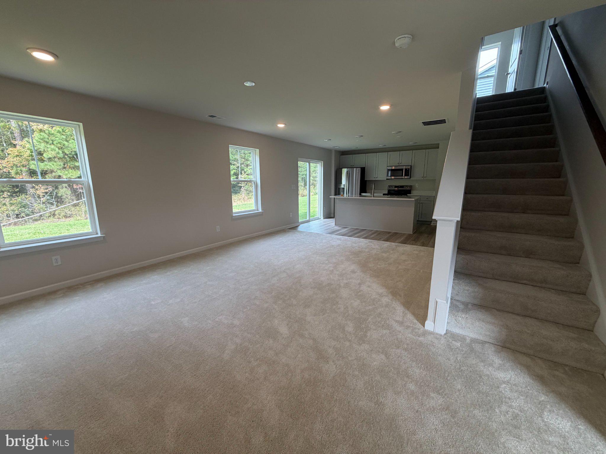 691 R WILSON LOOP