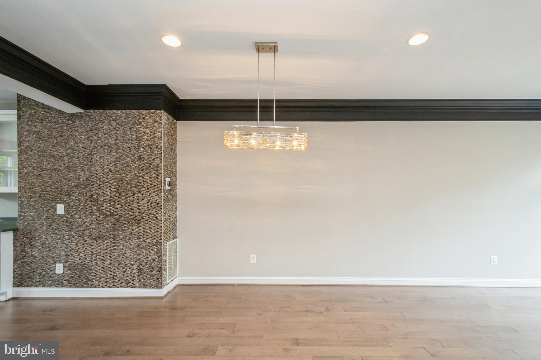 WEST MARKET - Residential