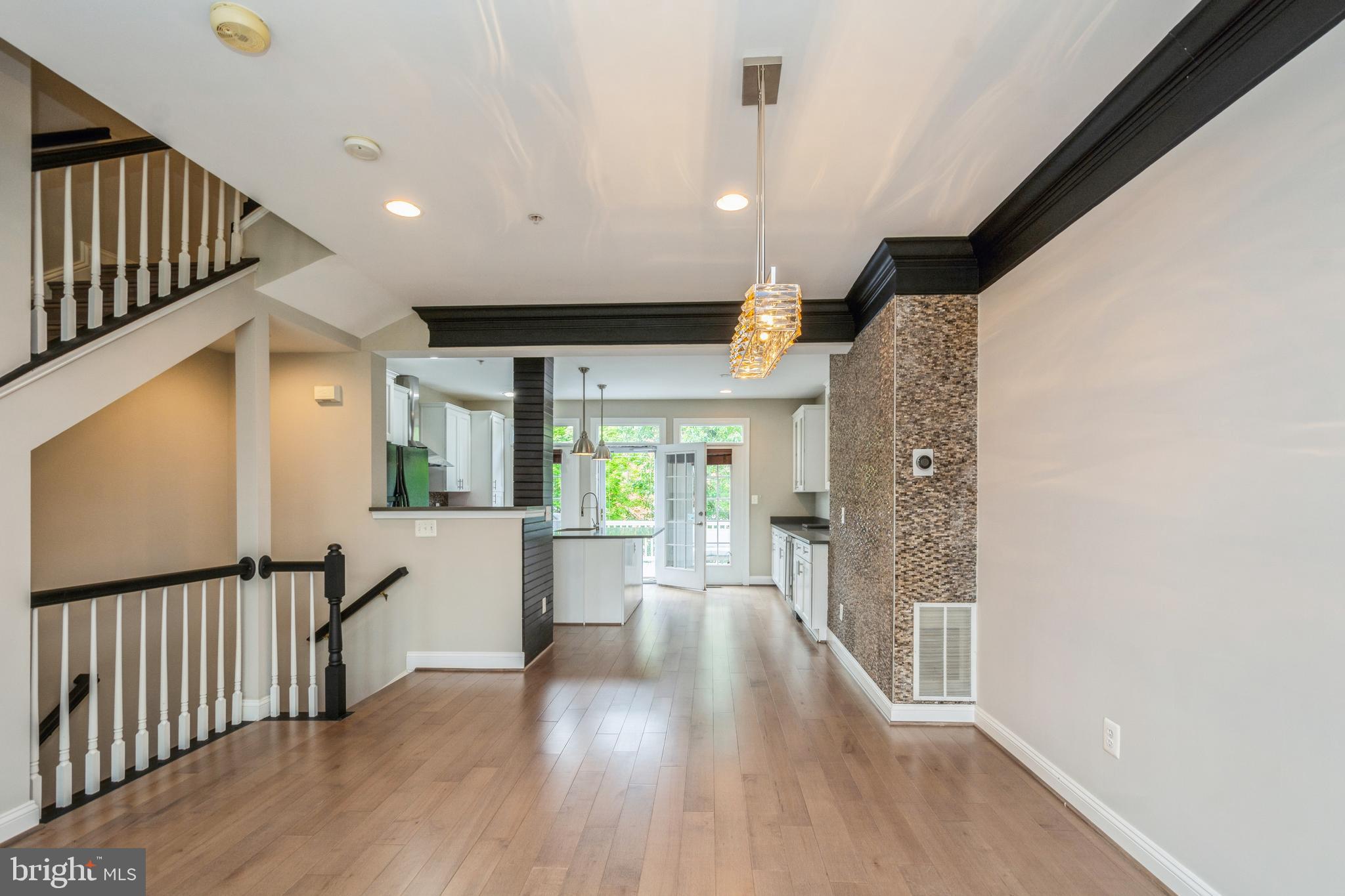 WEST MARKET - Residential