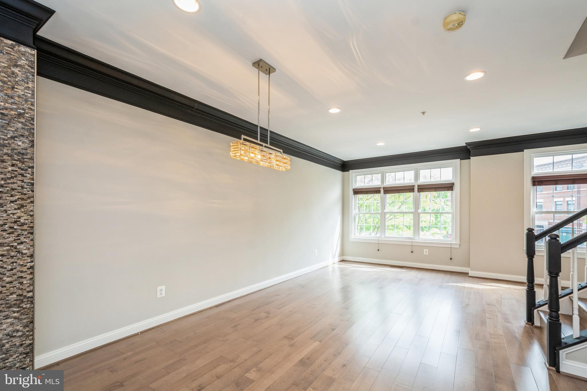 WEST MARKET - Residential