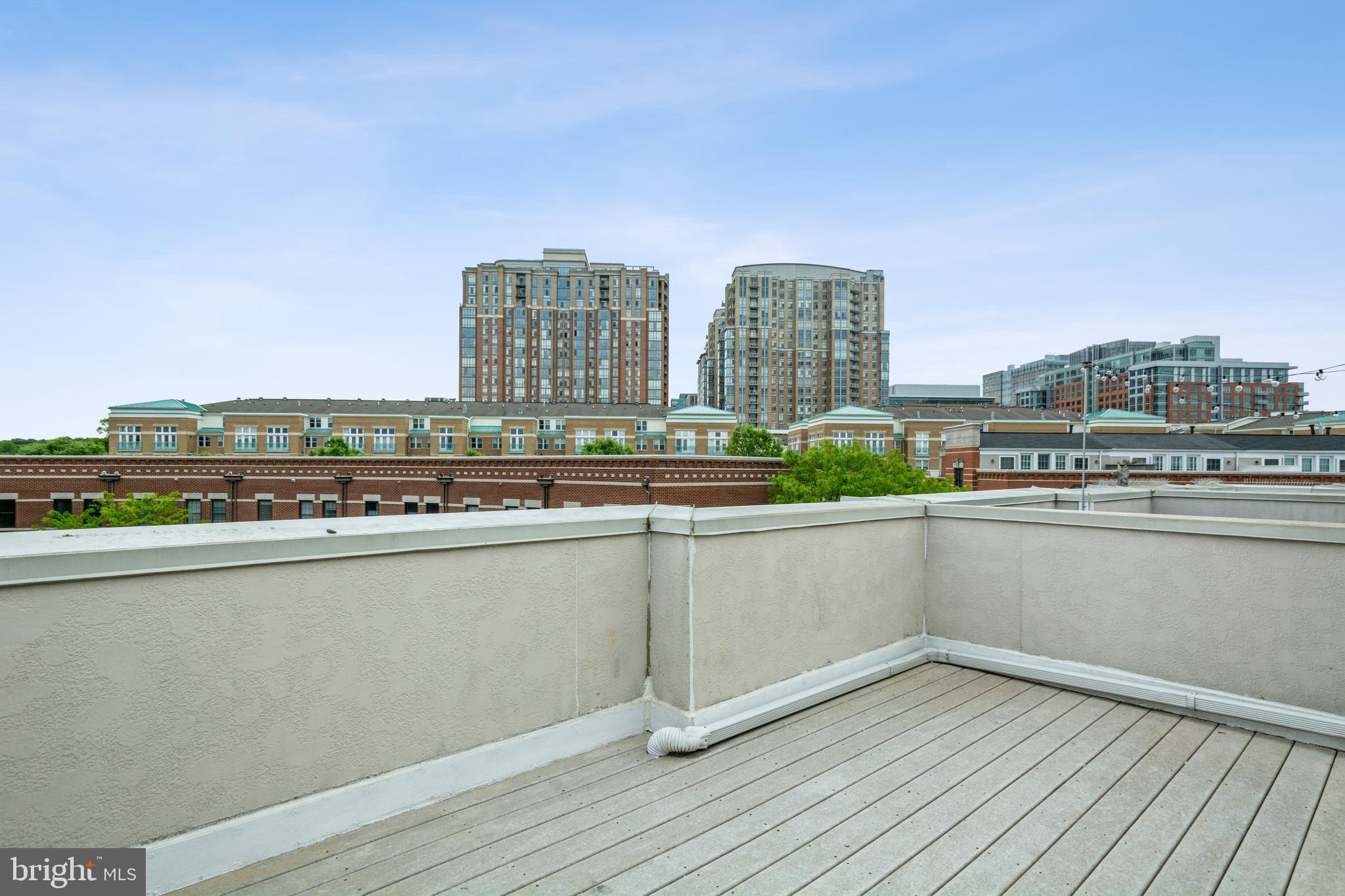 WEST MARKET - Residential