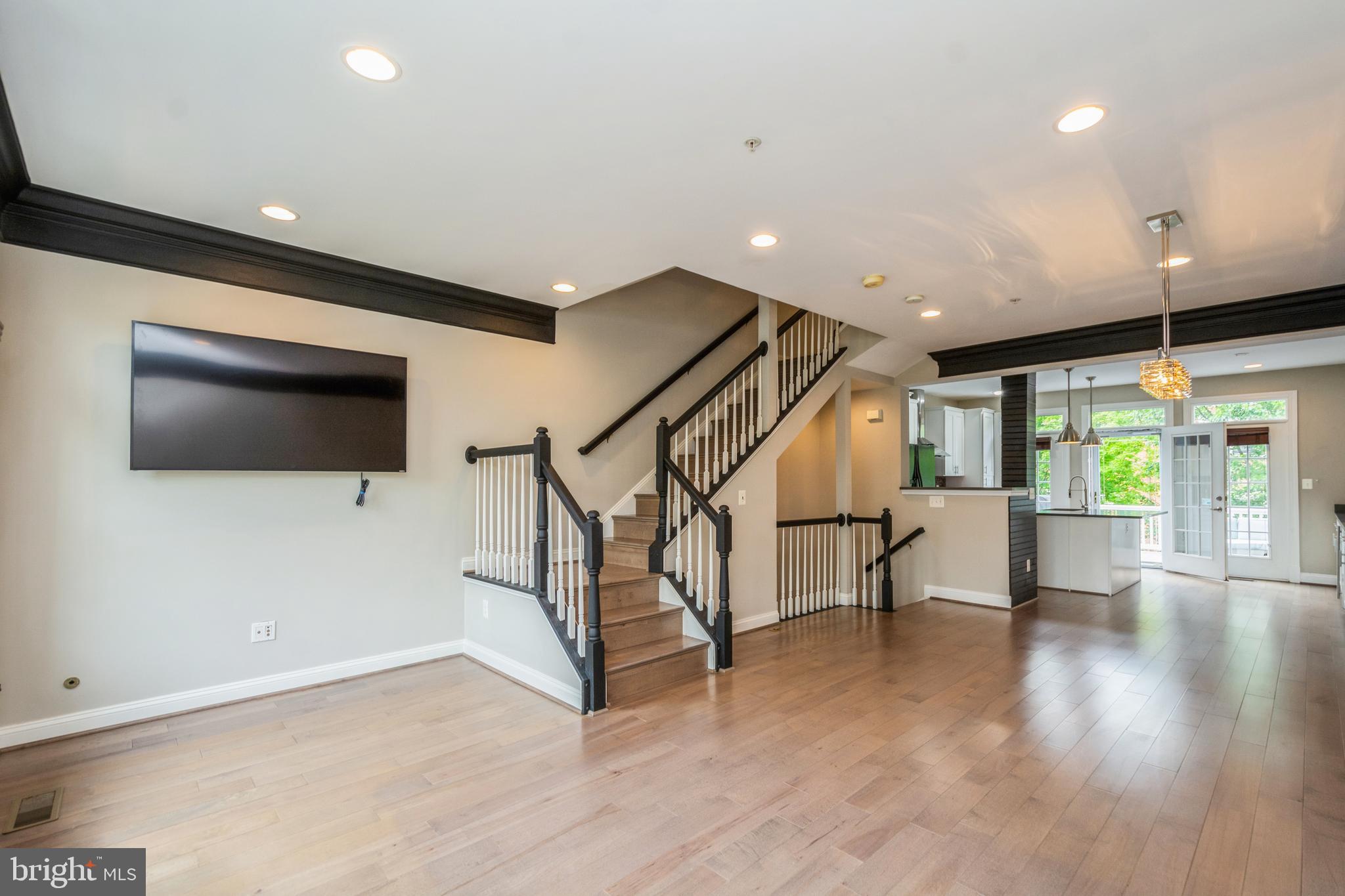 WEST MARKET - Residential