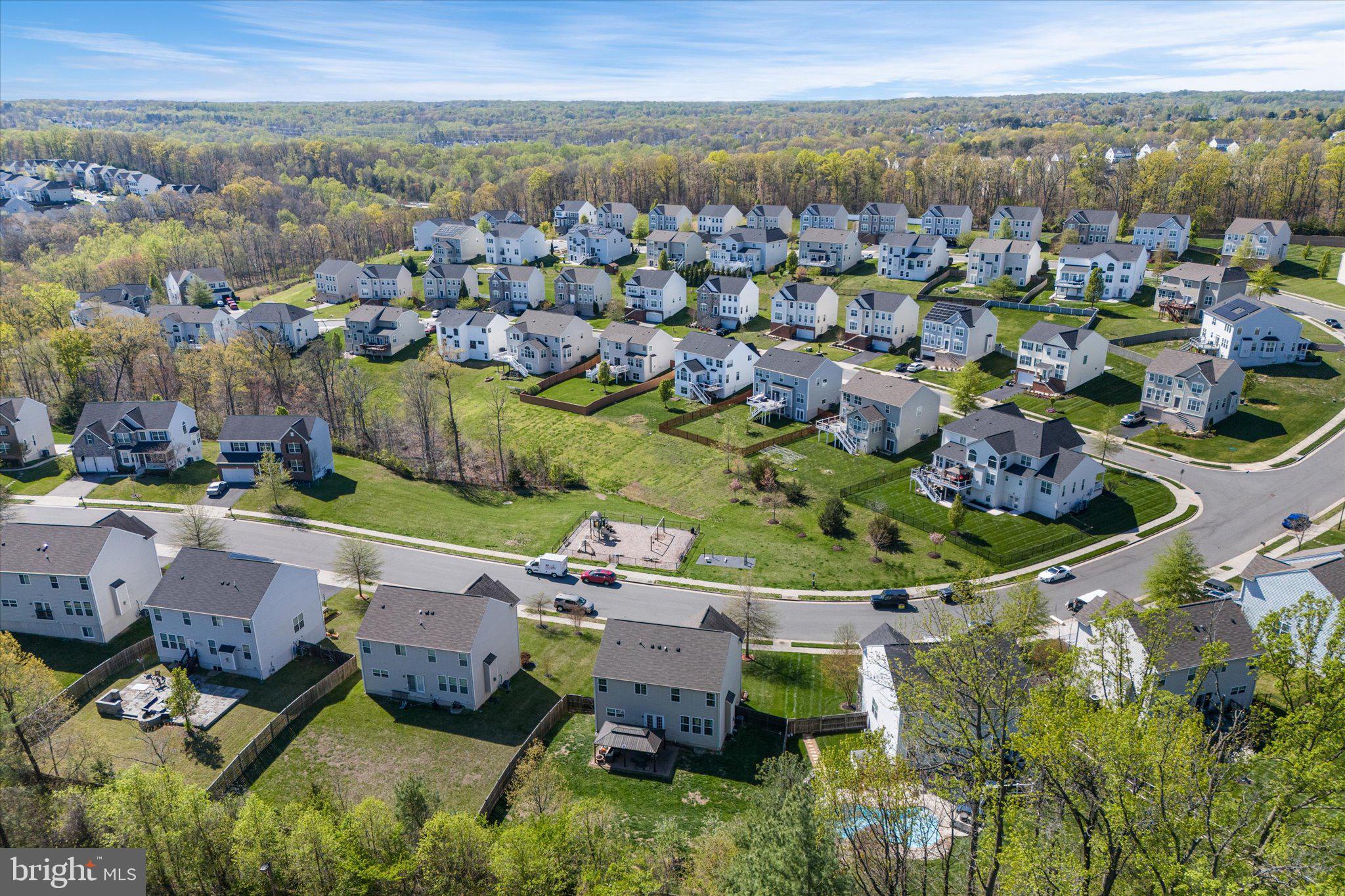 EAGLES POINTE - Residential