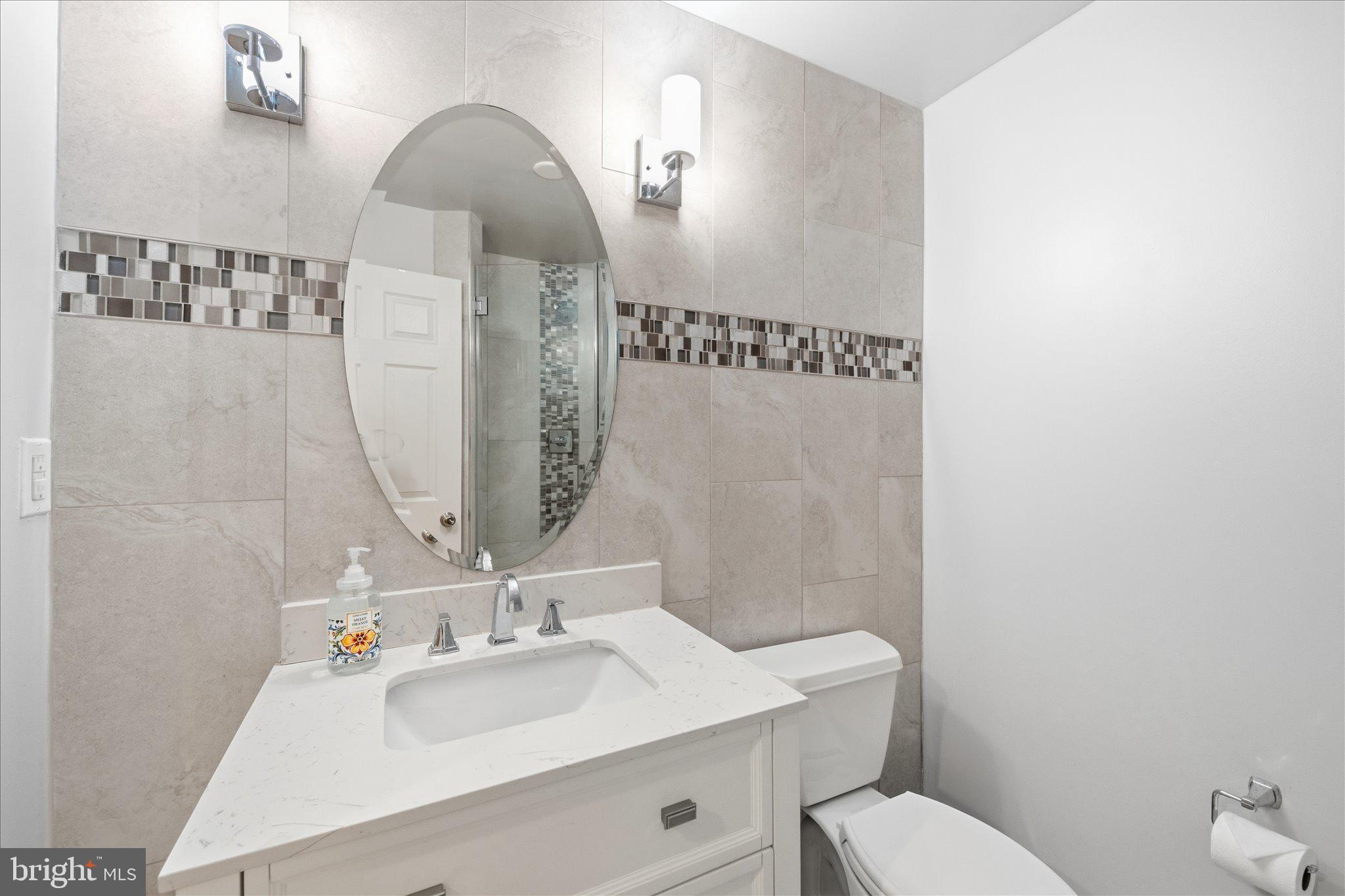 EAGLES POINTE - Residential