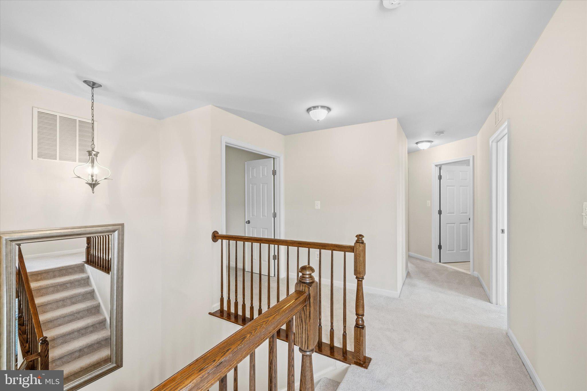 EAGLES POINTE - Residential