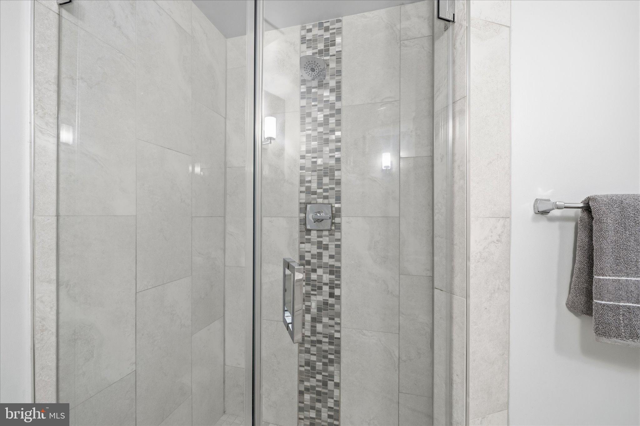 EAGLES POINTE - Residential