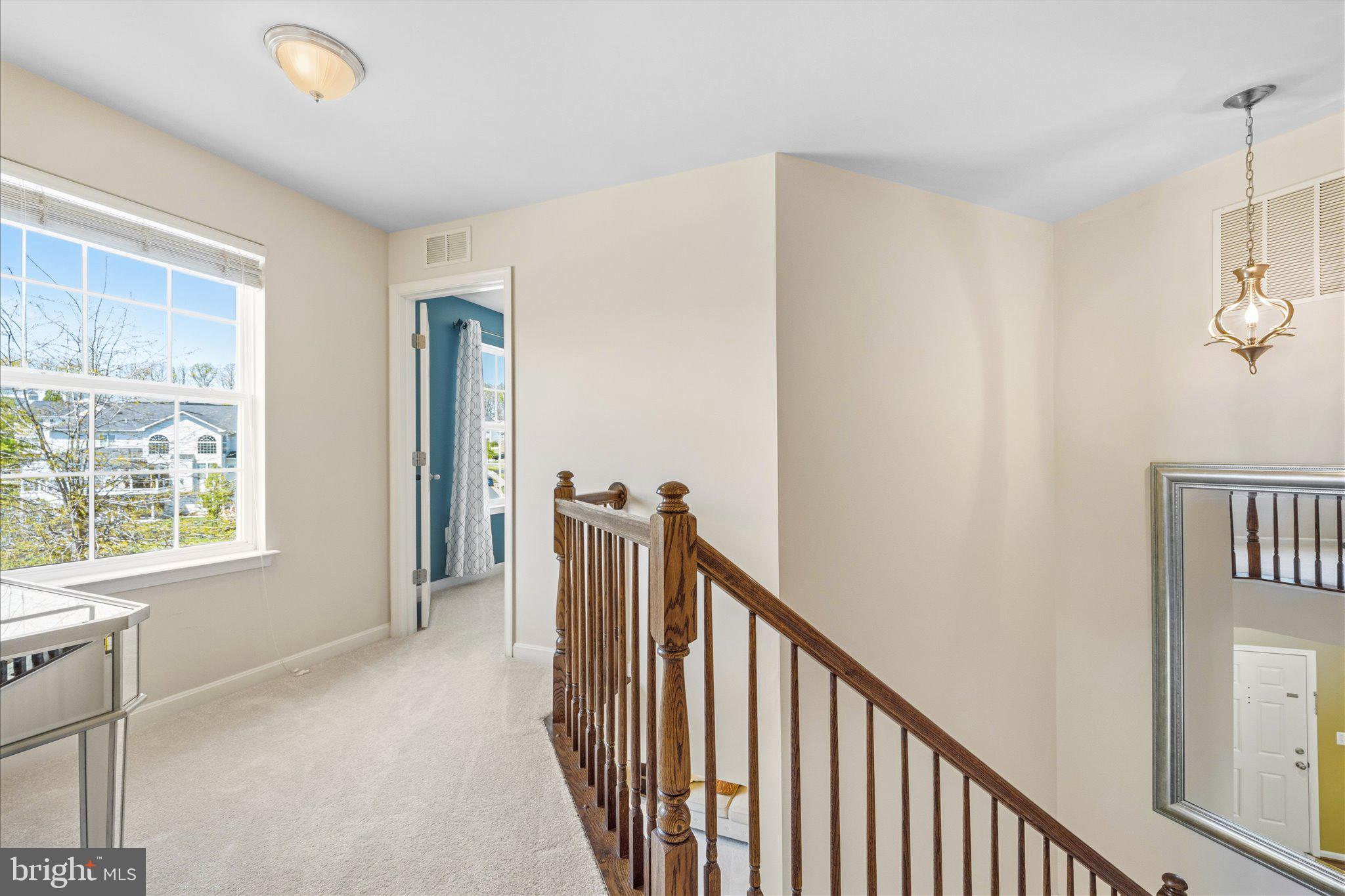 EAGLES POINTE - Residential