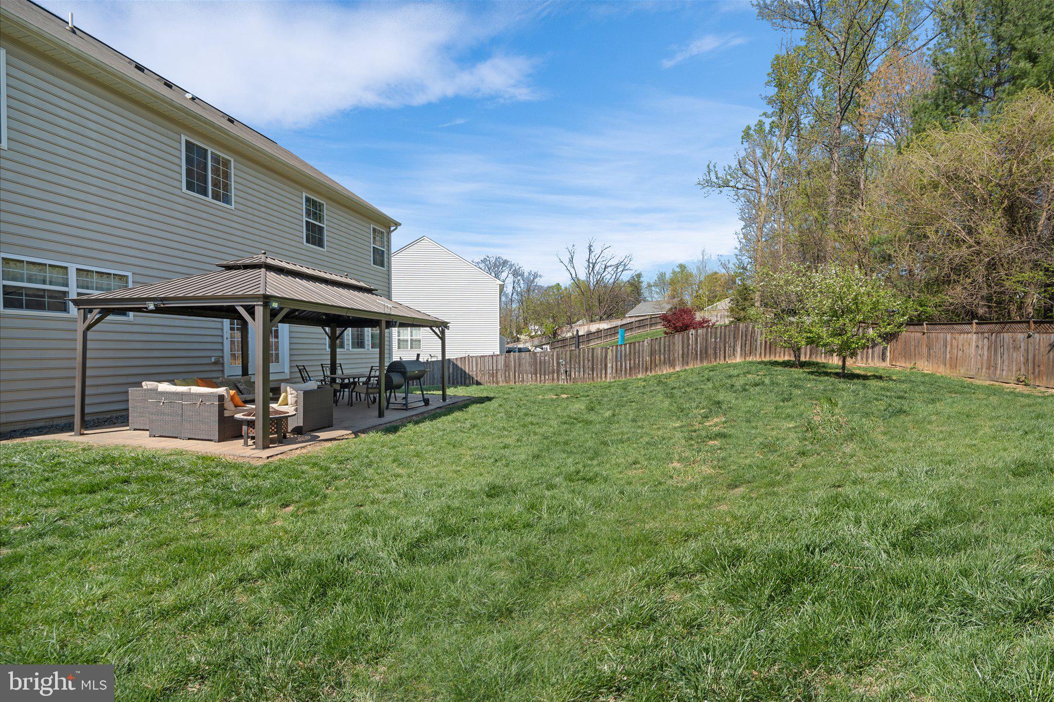 EAGLES POINTE - Residential