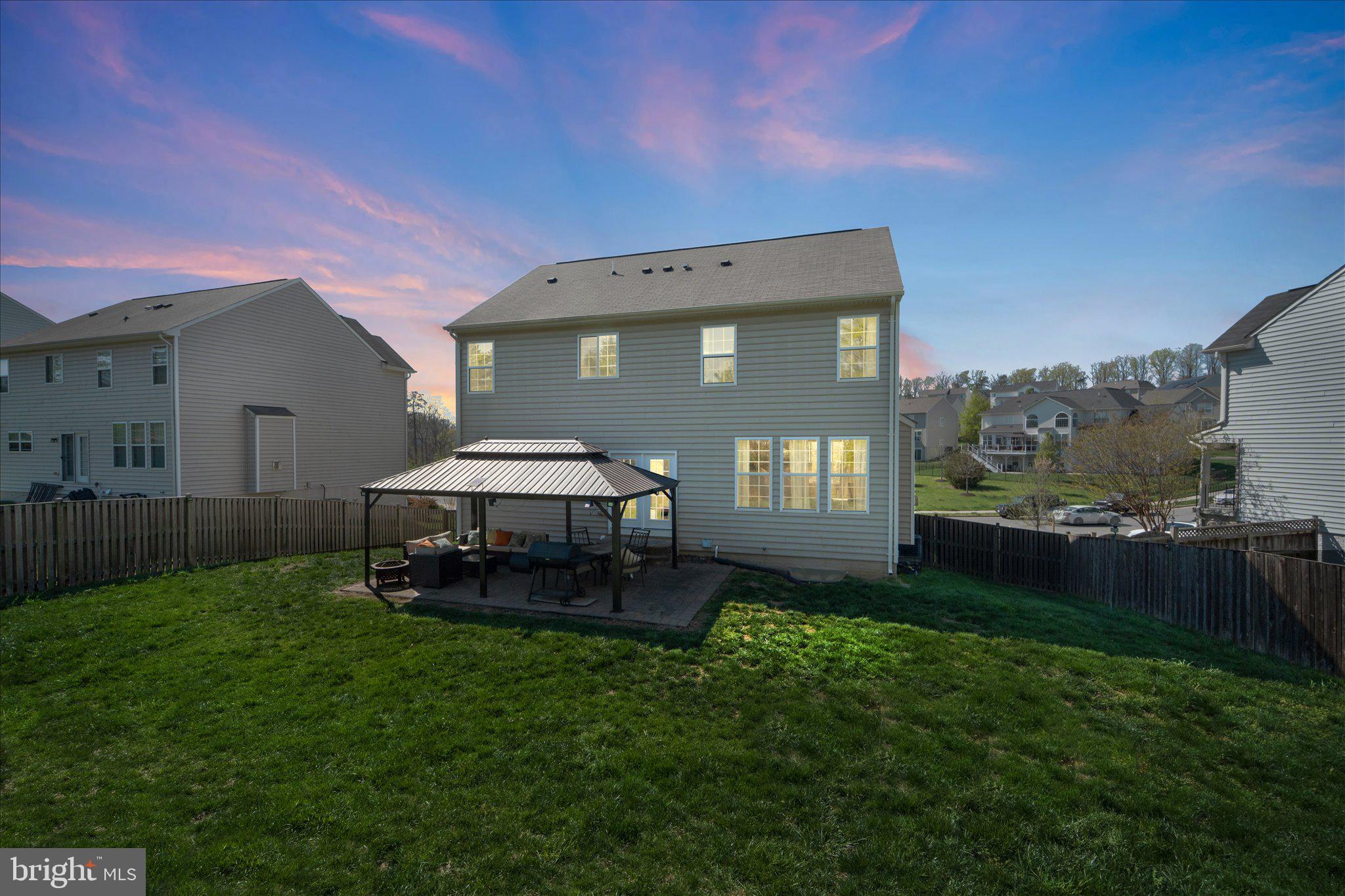 EAGLES POINTE - Residential