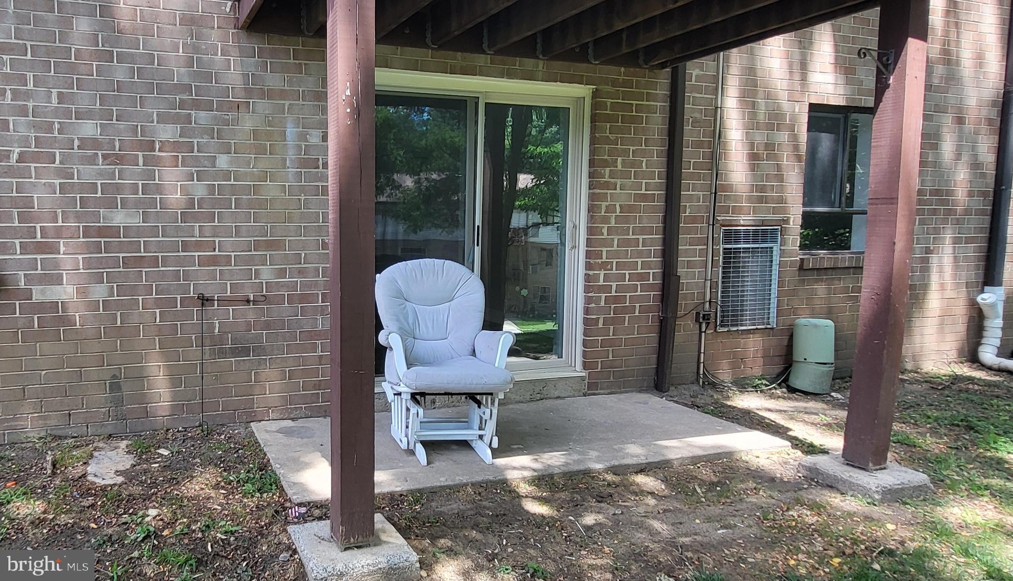 TRIMBLE RUN - Residential Lease