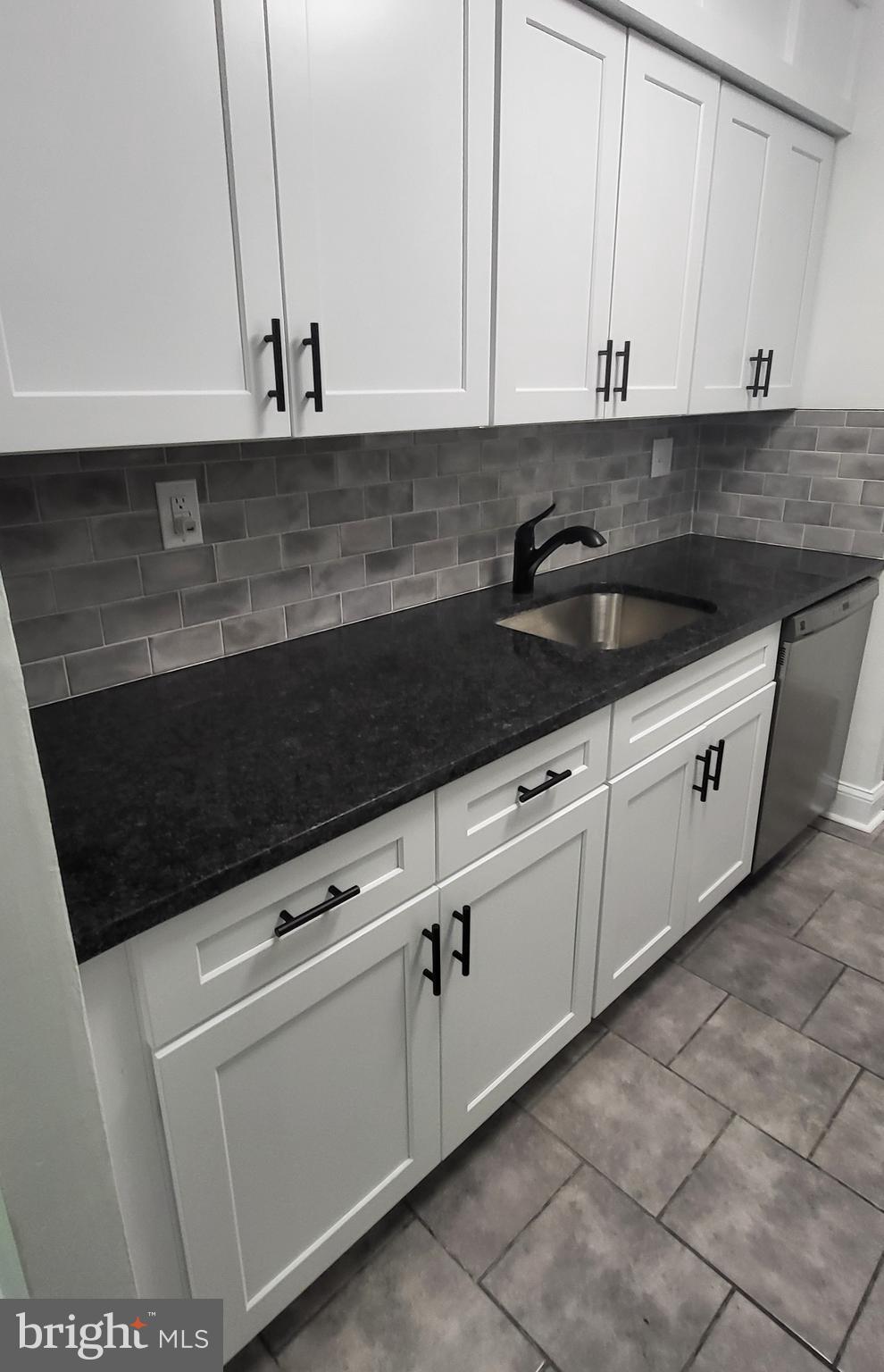 TRIMBLE RUN - Residential Lease