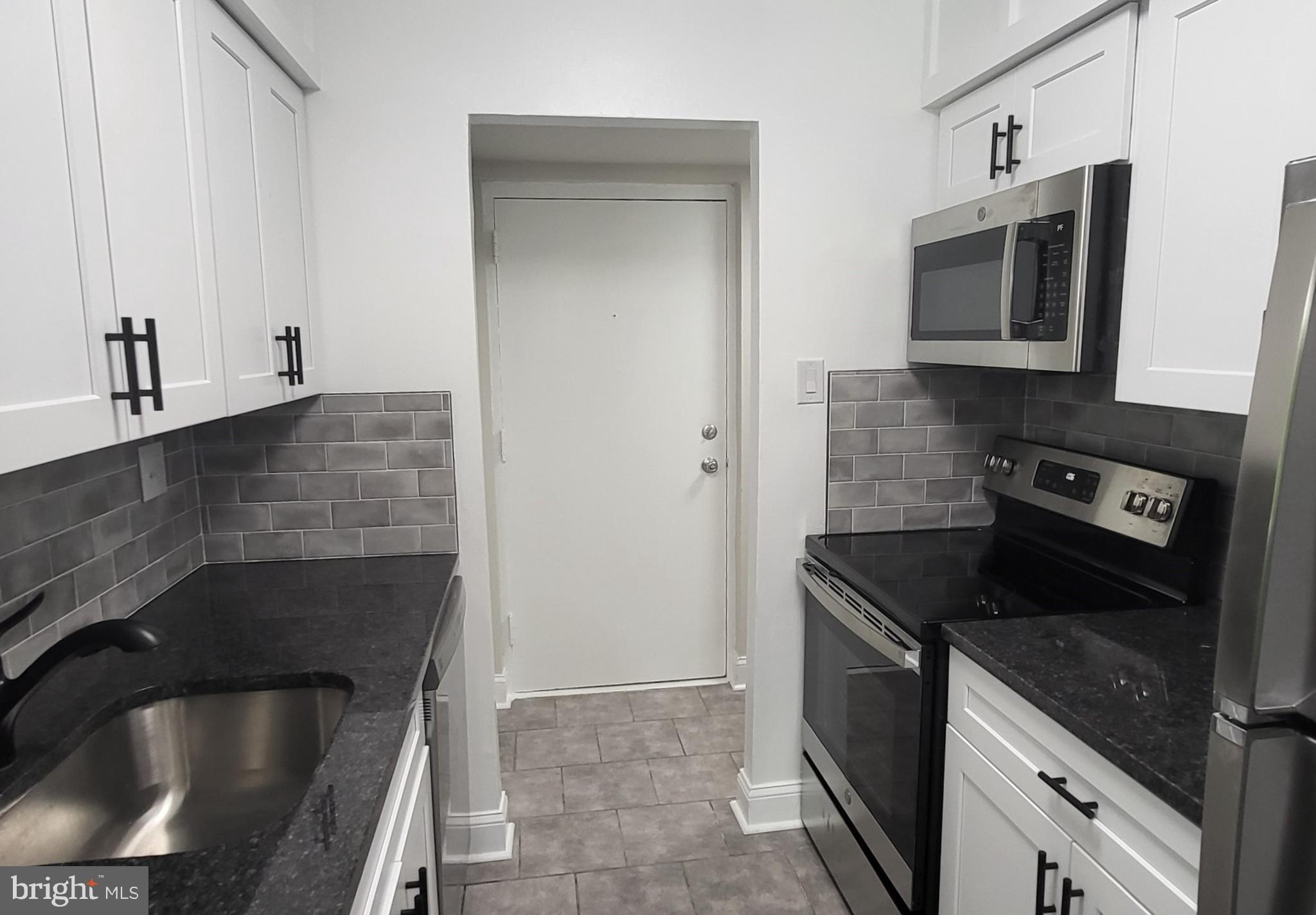 TRIMBLE RUN - Residential Lease