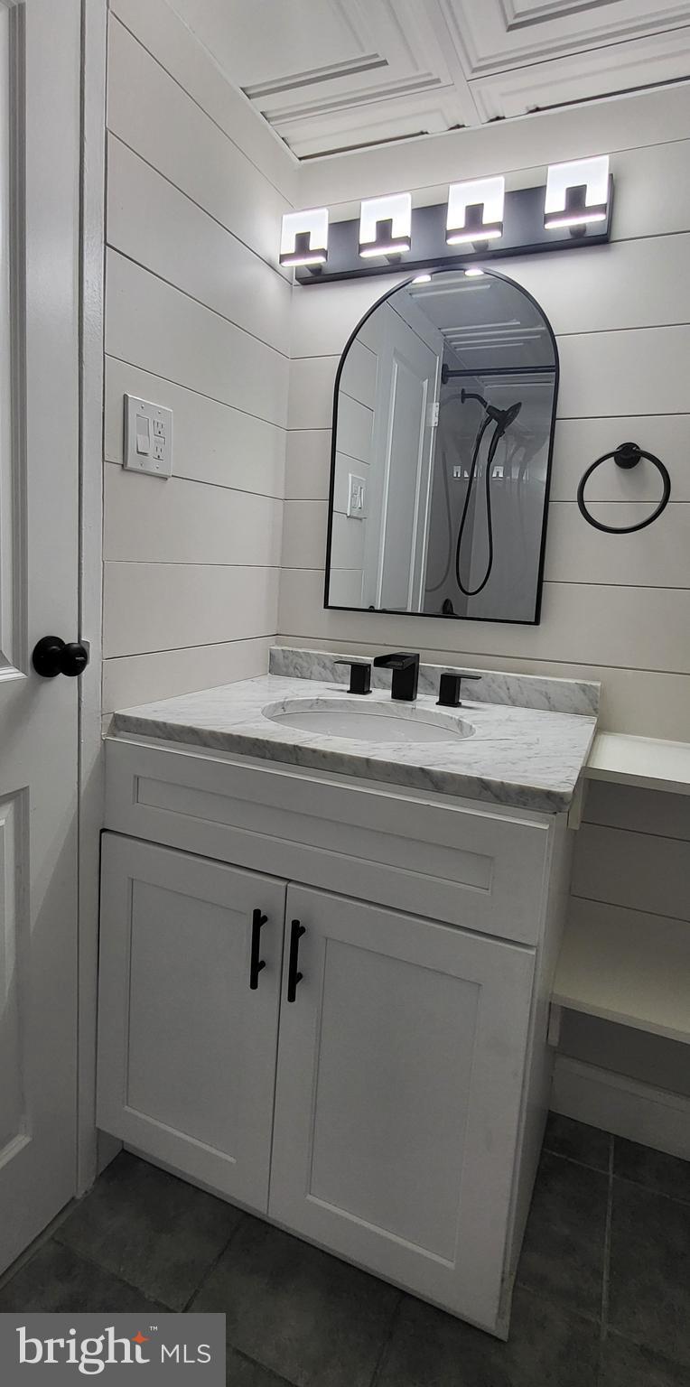 TRIMBLE RUN - Residential Lease