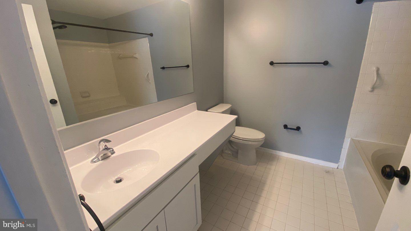 WOODLAND VILLAGE - Residential Lease