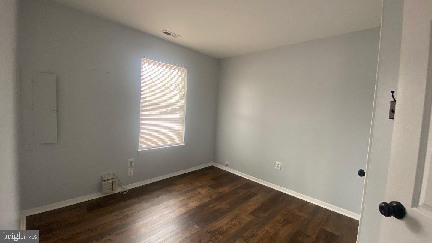 WOODLAND VILLAGE - Residential Lease